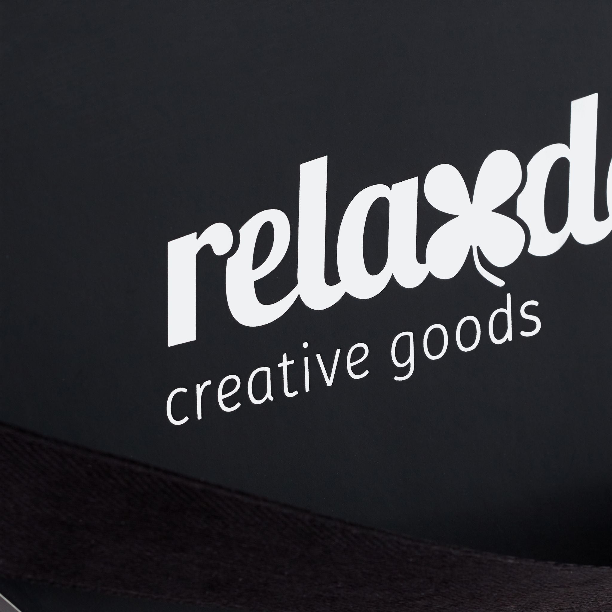 Rosenbox Herz 18 Rosen Rot-Schwarz von Relaxdays