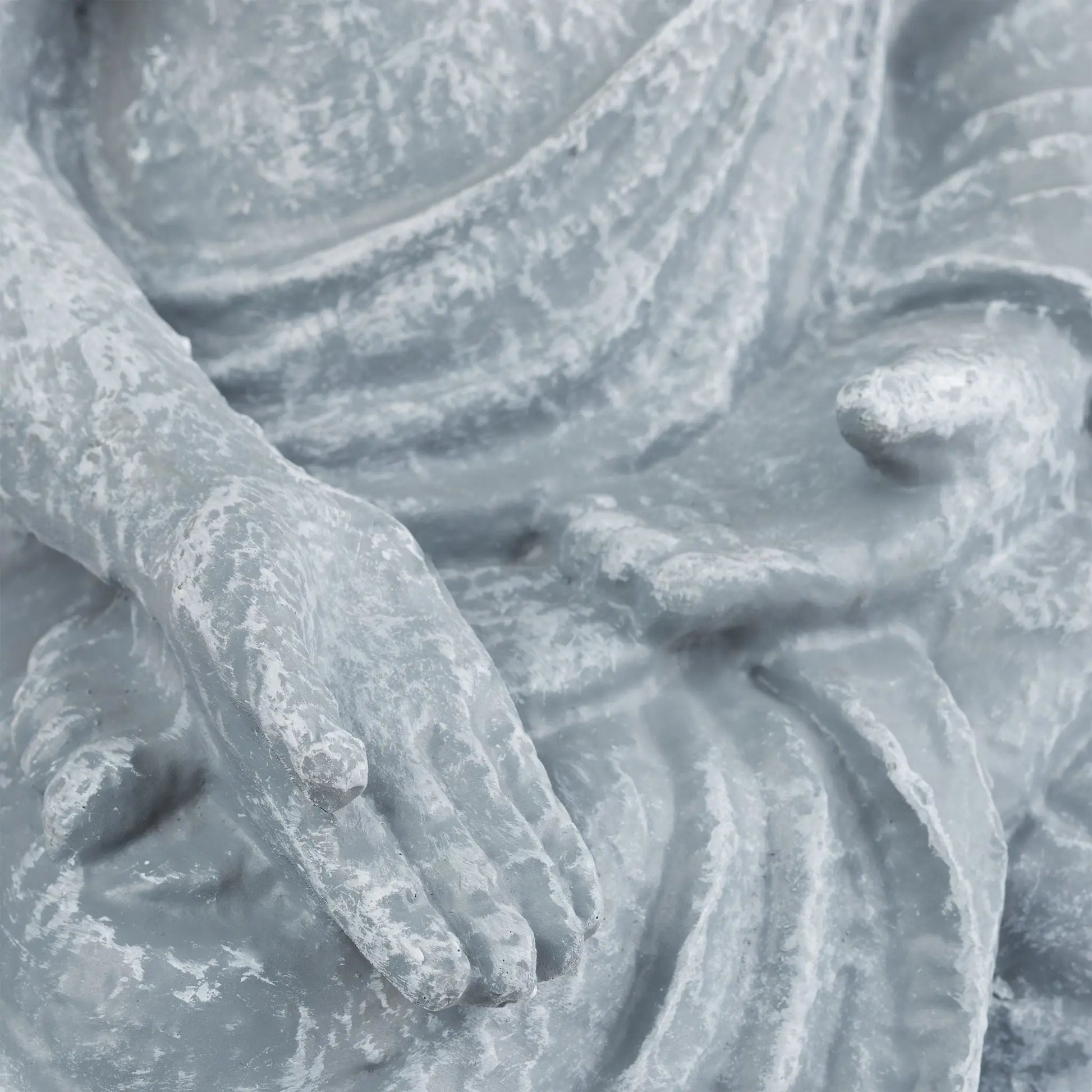 Buddha Figur sitzend 40cm Grau von Relaxdays