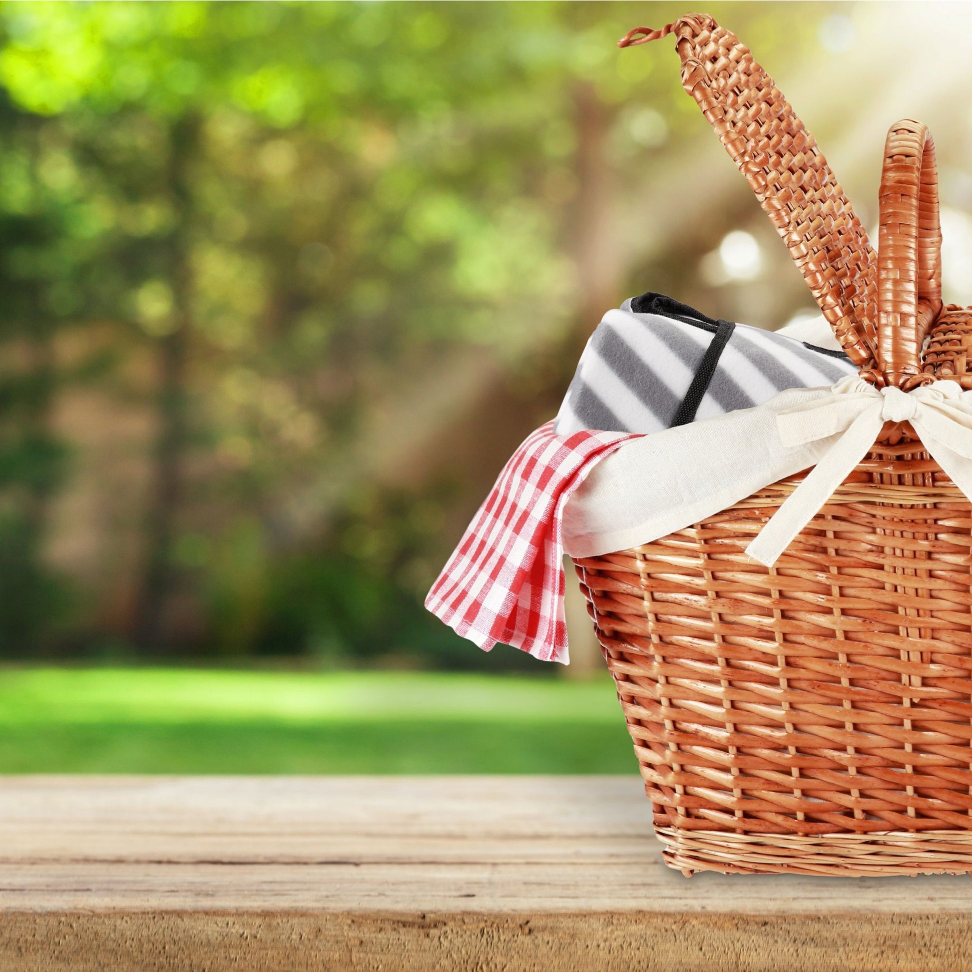 Picknickdecke Streifen Weiss-Grau von Relaxdays