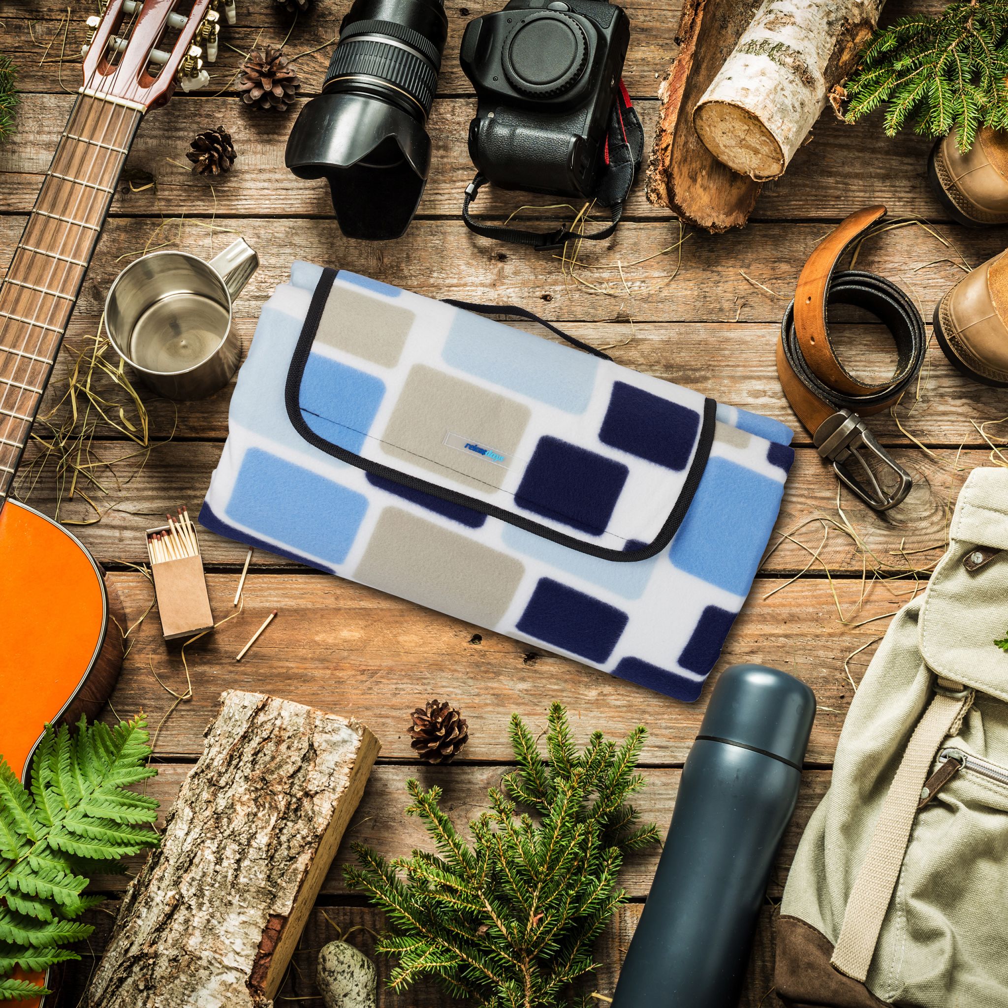 Picknickdecke Weiss-Dunkelblau-Hellblau von Relaxdays
