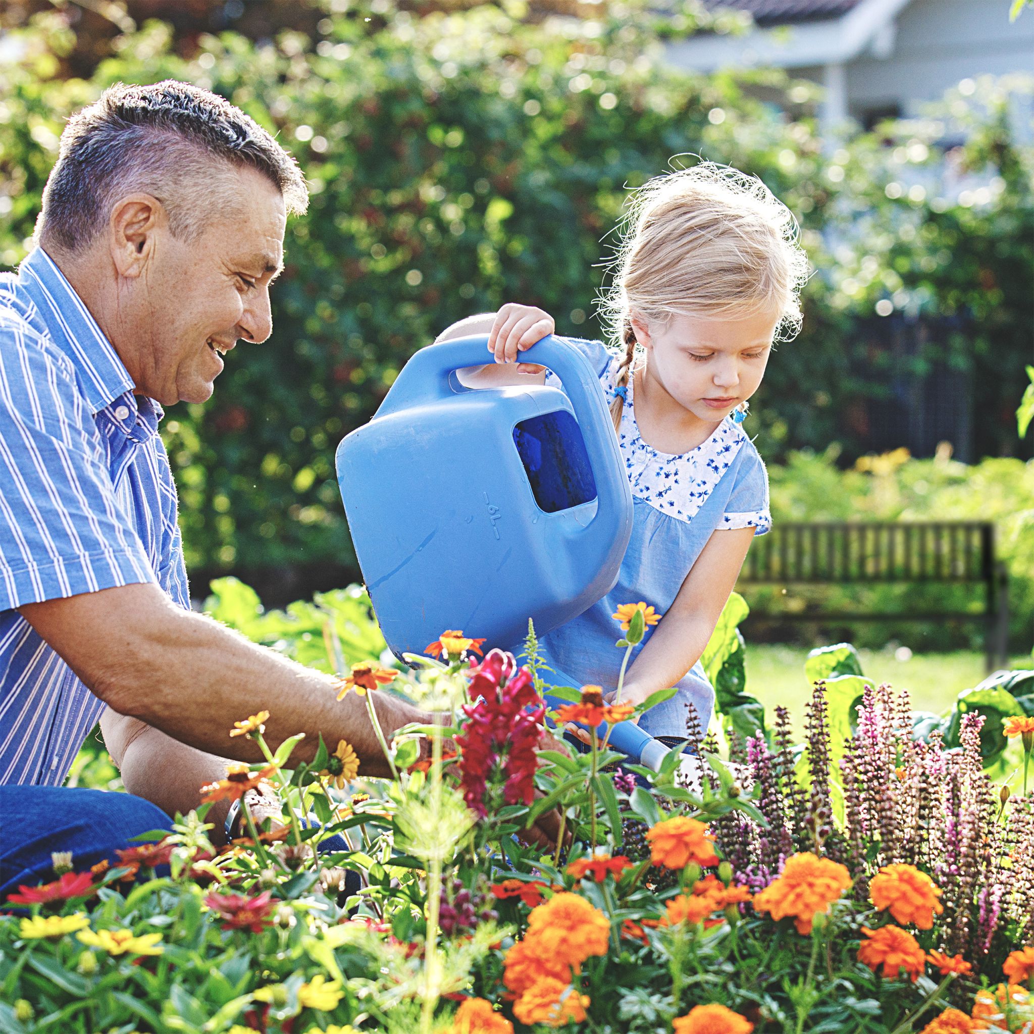 Gartenbank mit Metallstreben Schwarz von Relaxdays