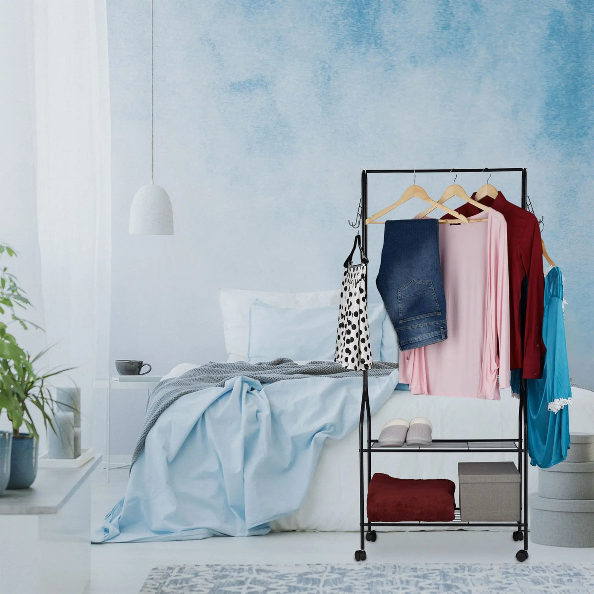 Rollgarderobe mit Ablage & Haken Schwarz von Relaxdays