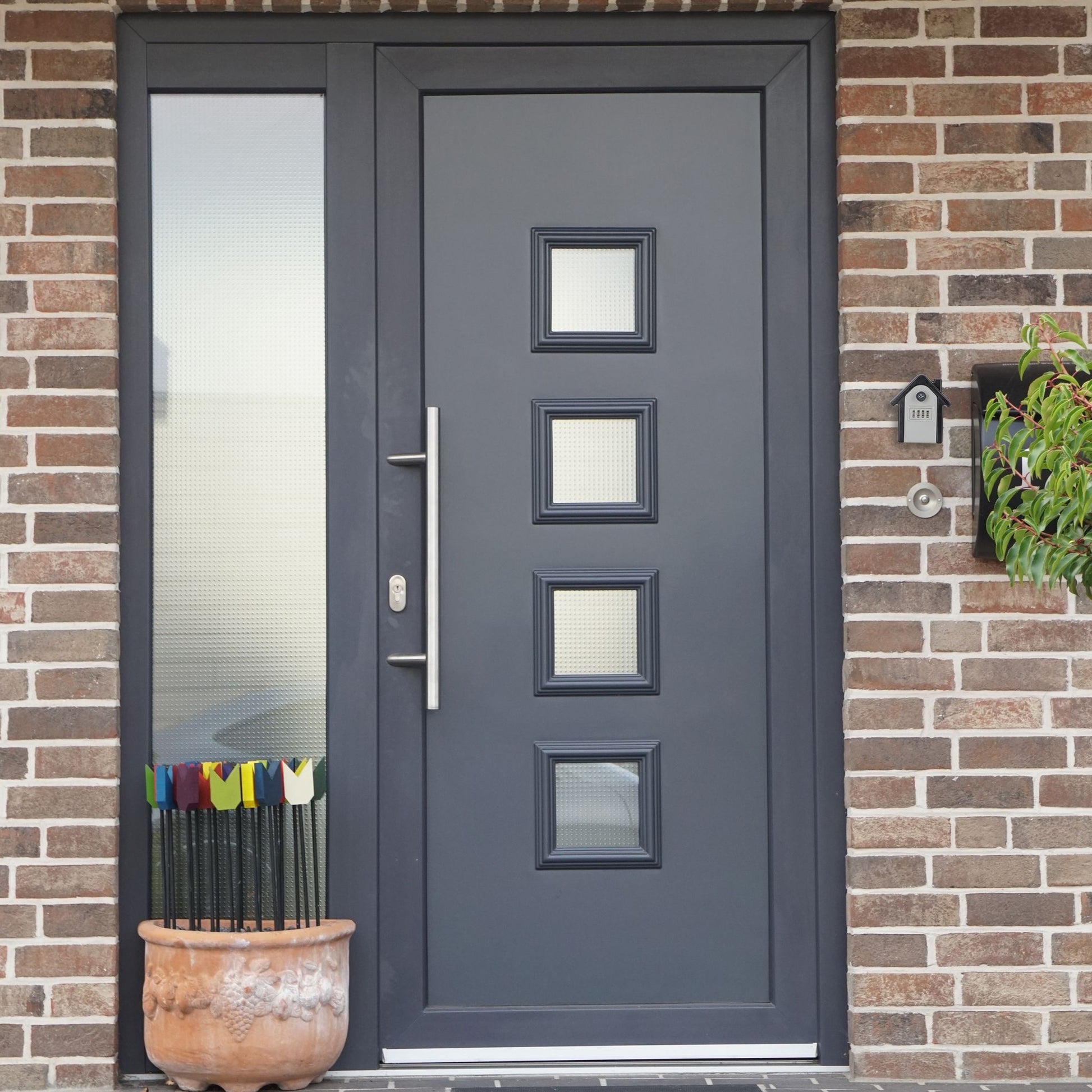 Schlüsseltresor in Hausform mit Code Schwarz-Grau von Relaxdays