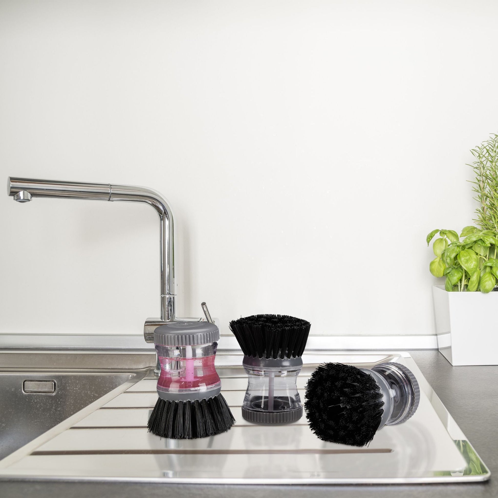 Spülbürste mit Spülmittelspender-Set Schwarz-Transparent-Grau von Relaxdays