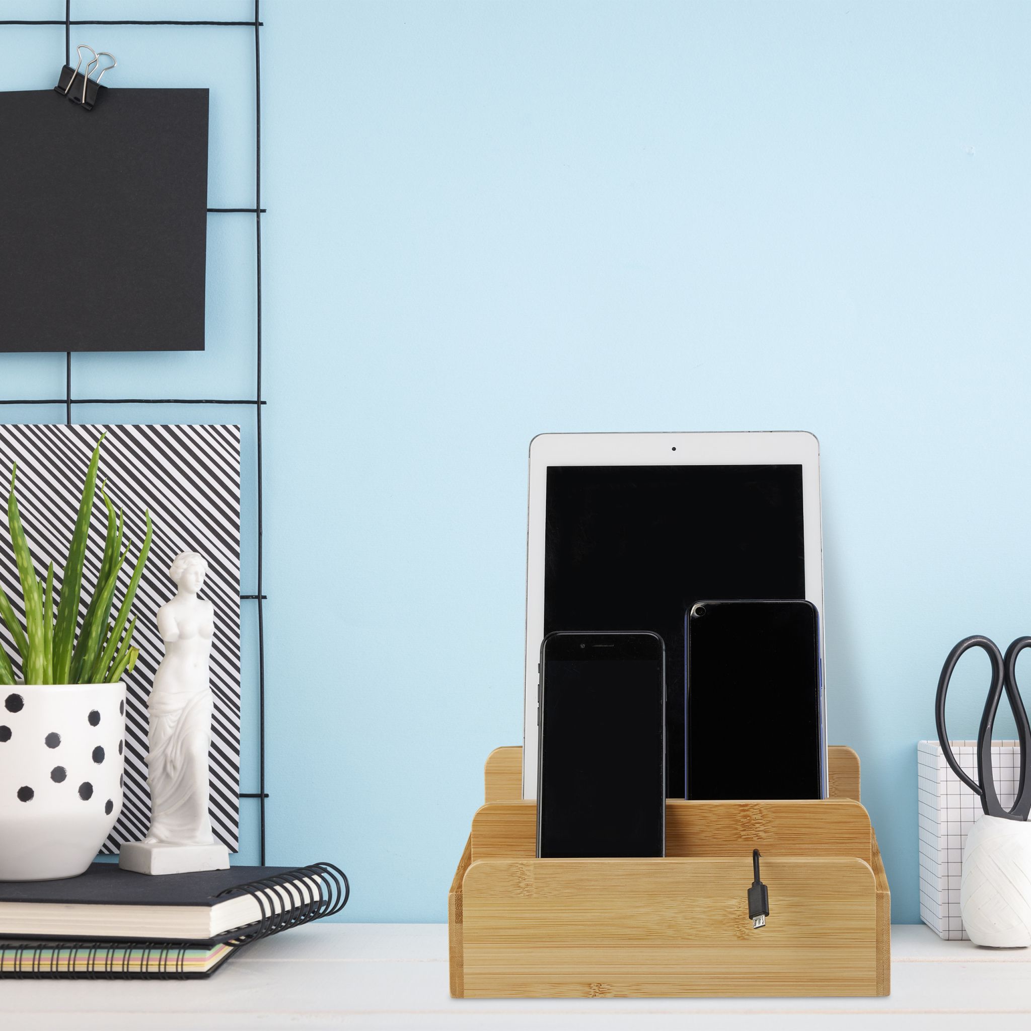 Ladestation Bambus Hellbraun von Relaxdays