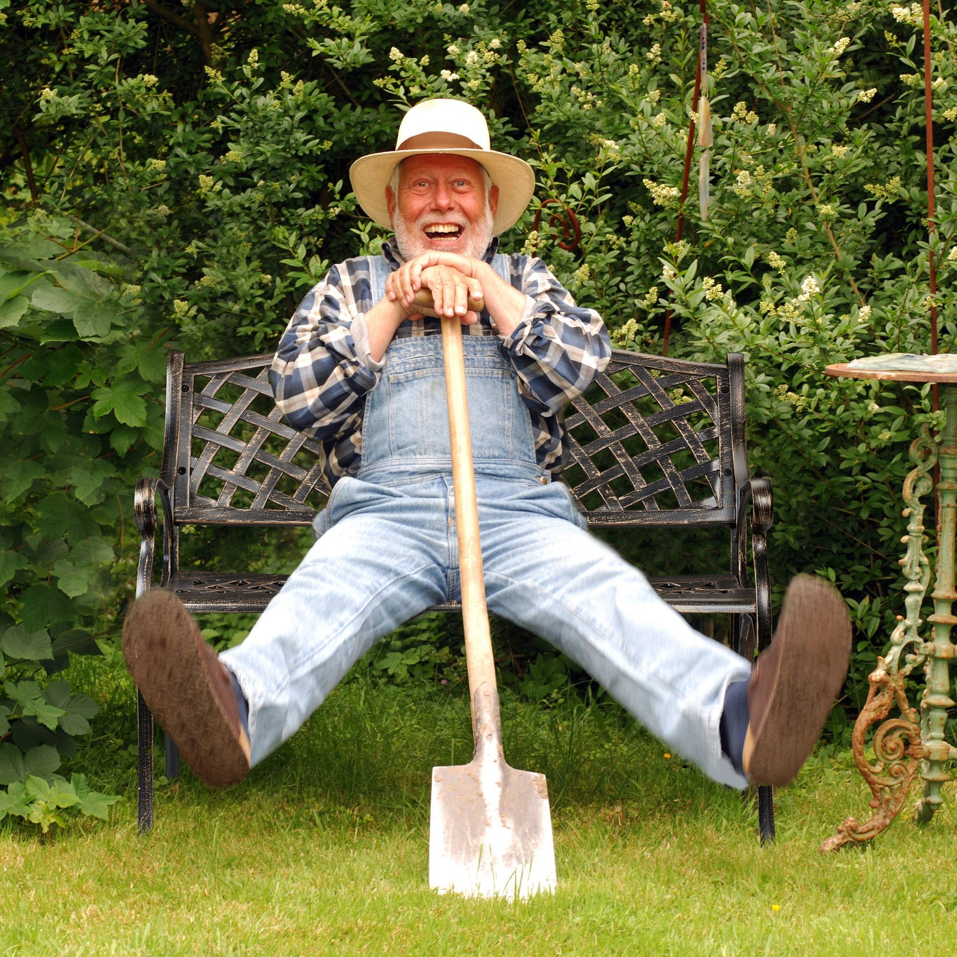 Gartenbank Metall in Schwarz-Bronze Gold-Schwarz von Relaxdays