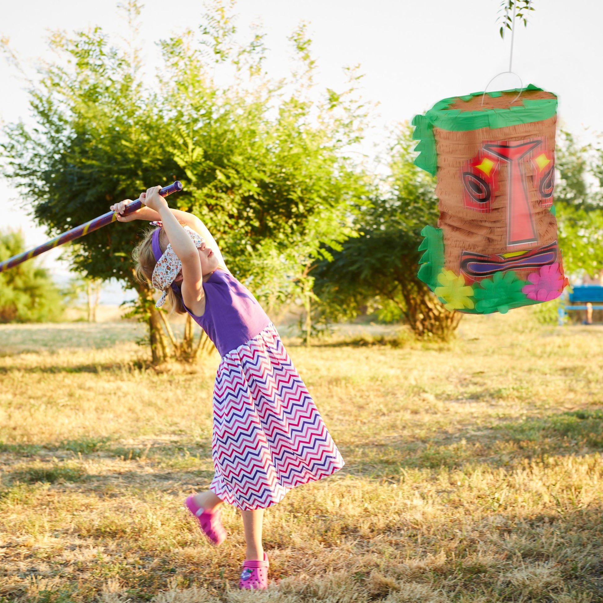 Pinata Tiki Braun-Grün-Rot von Relaxdays