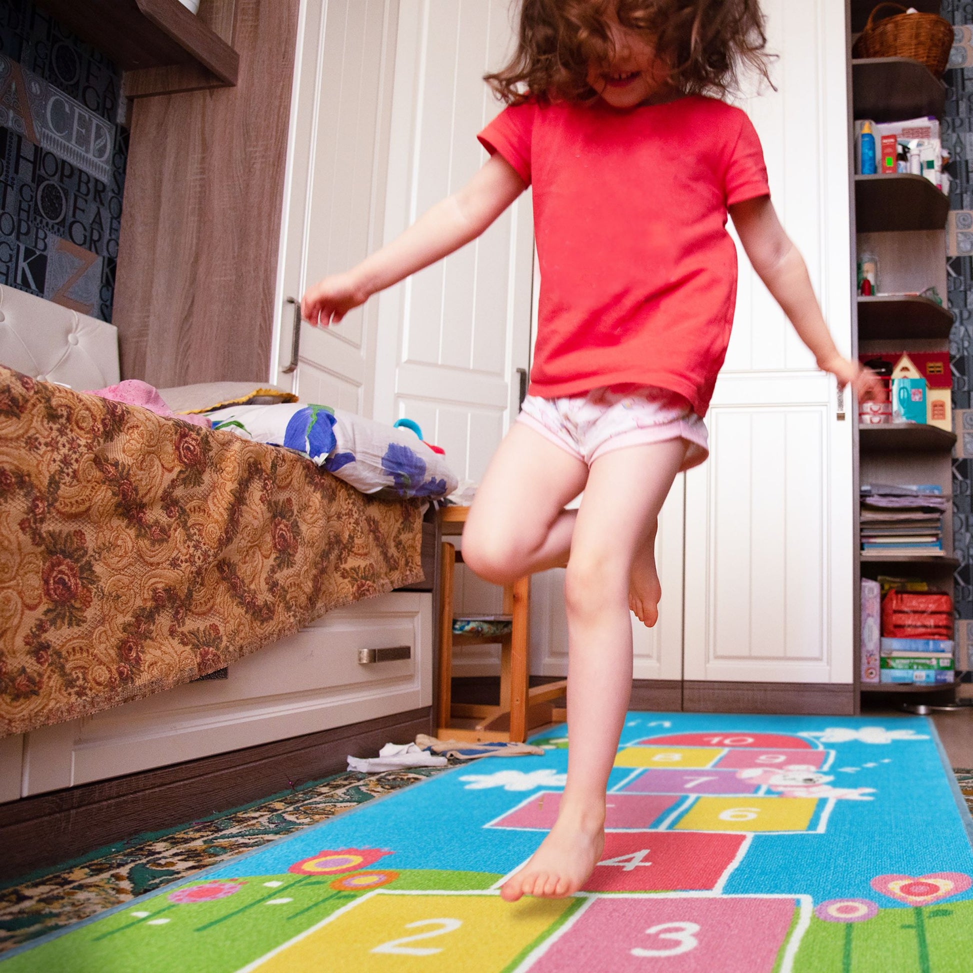 Kinderteppich Hüpfspiel 180 x 70cm Blau-Grün-Rosa von guteszeug.ch