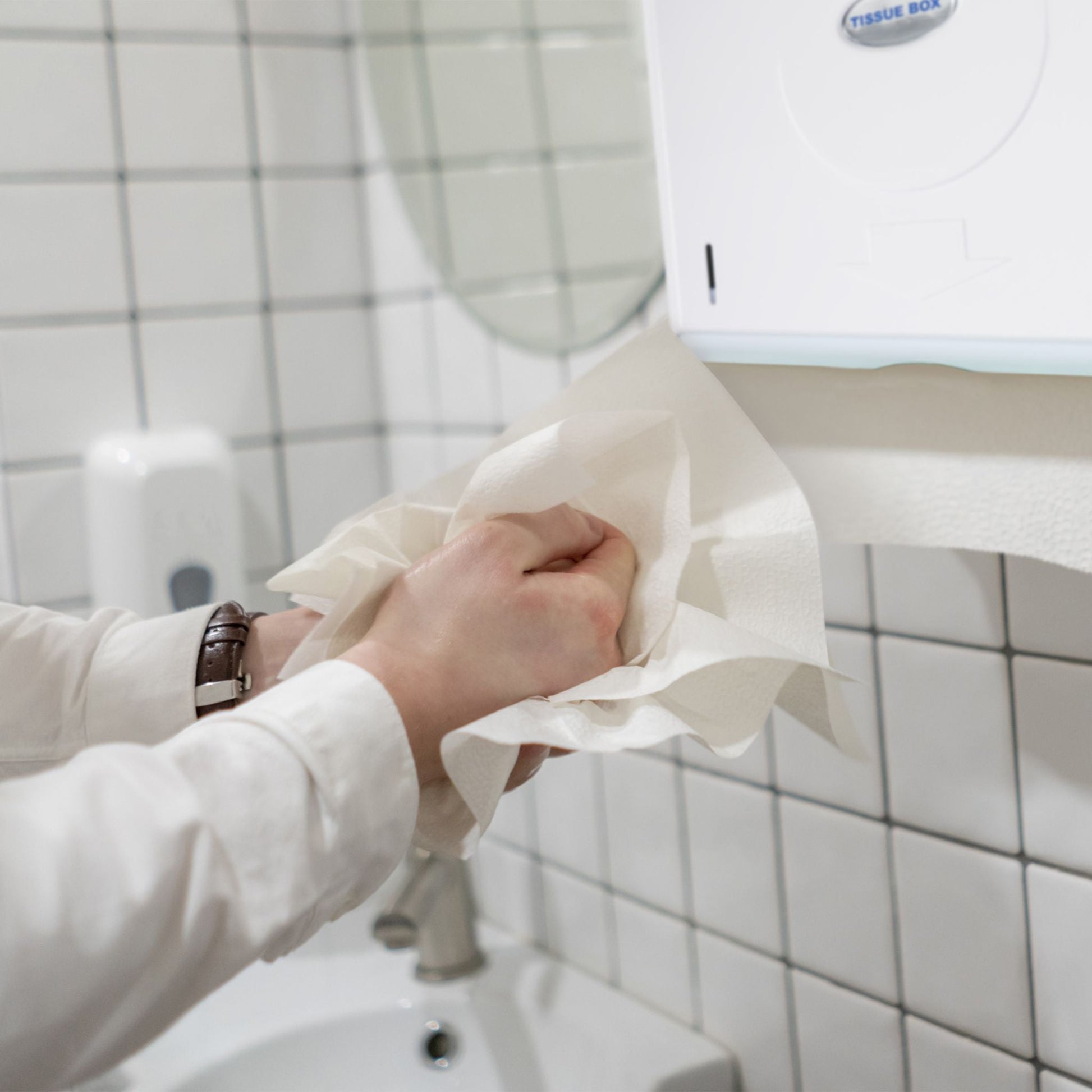 Papierhandtuchspender Wand Weiss von Relaxdays