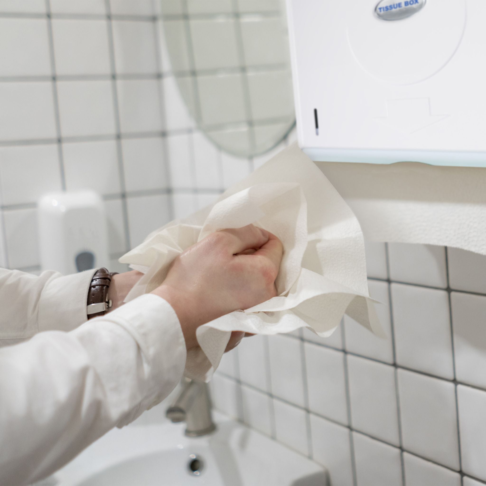 Papierhandtuchspender Wand Weiss von Relaxdays