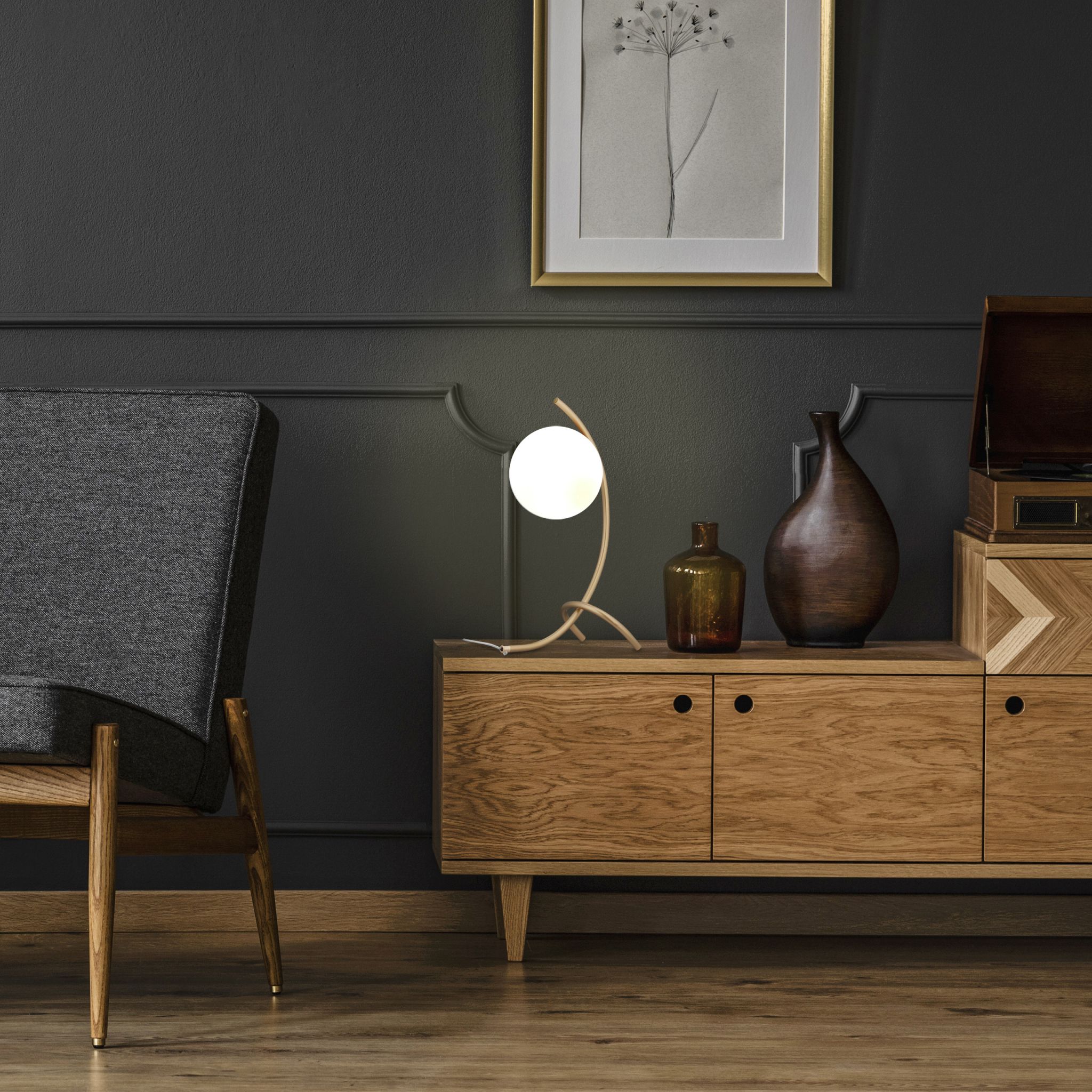 Tischlampe Kugel geschwungen Weiss-Gold von Relaxdays
