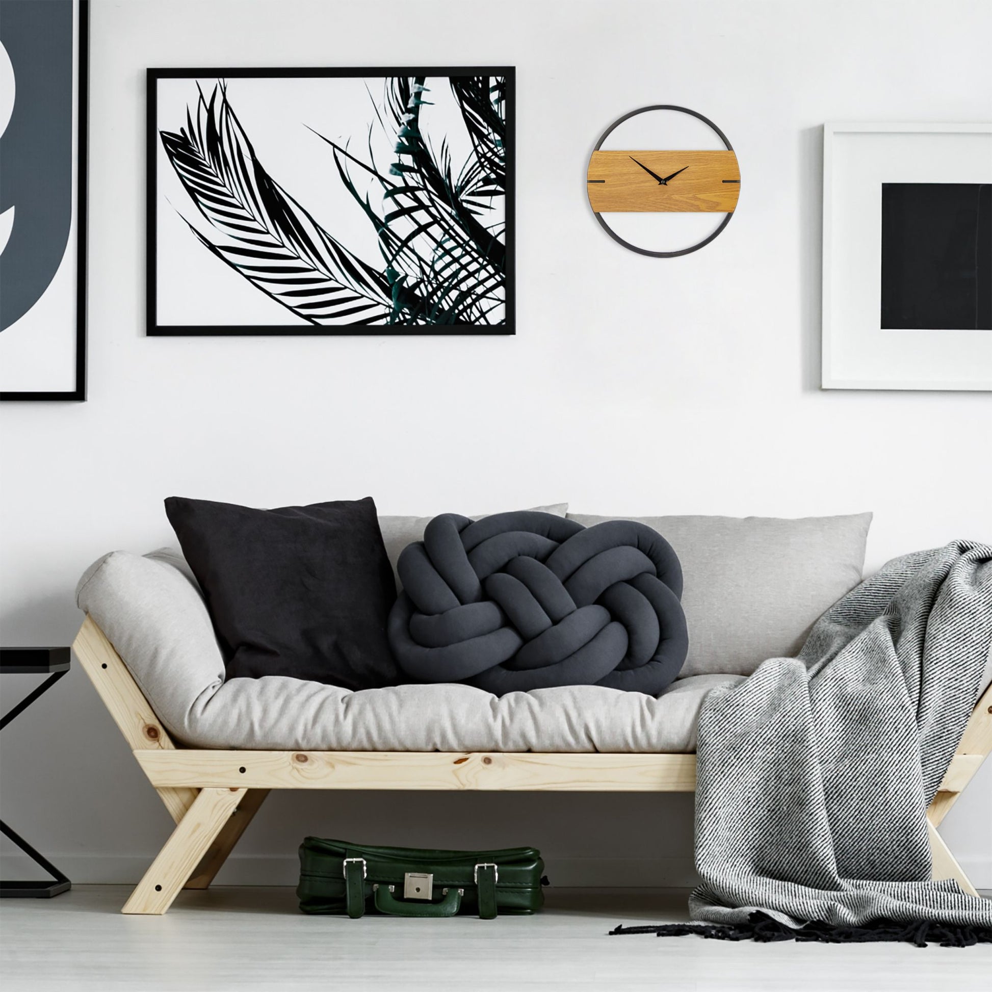 Wanduhr Holzoptik Hellbraun-Schwarz von Relaxdays