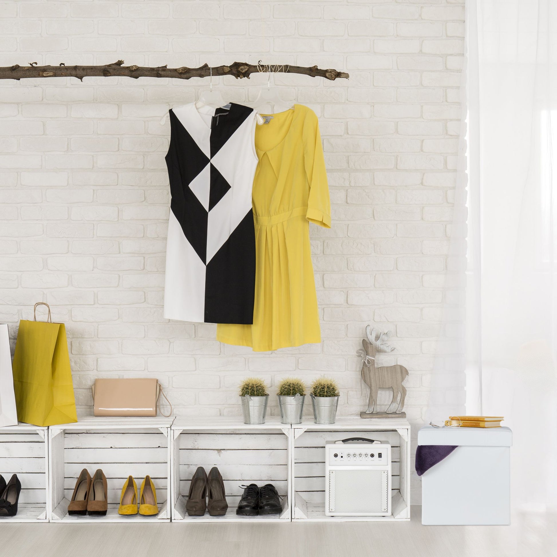 Kunstleder Sitzhocker mit Stauraum Weiss von Relaxdays