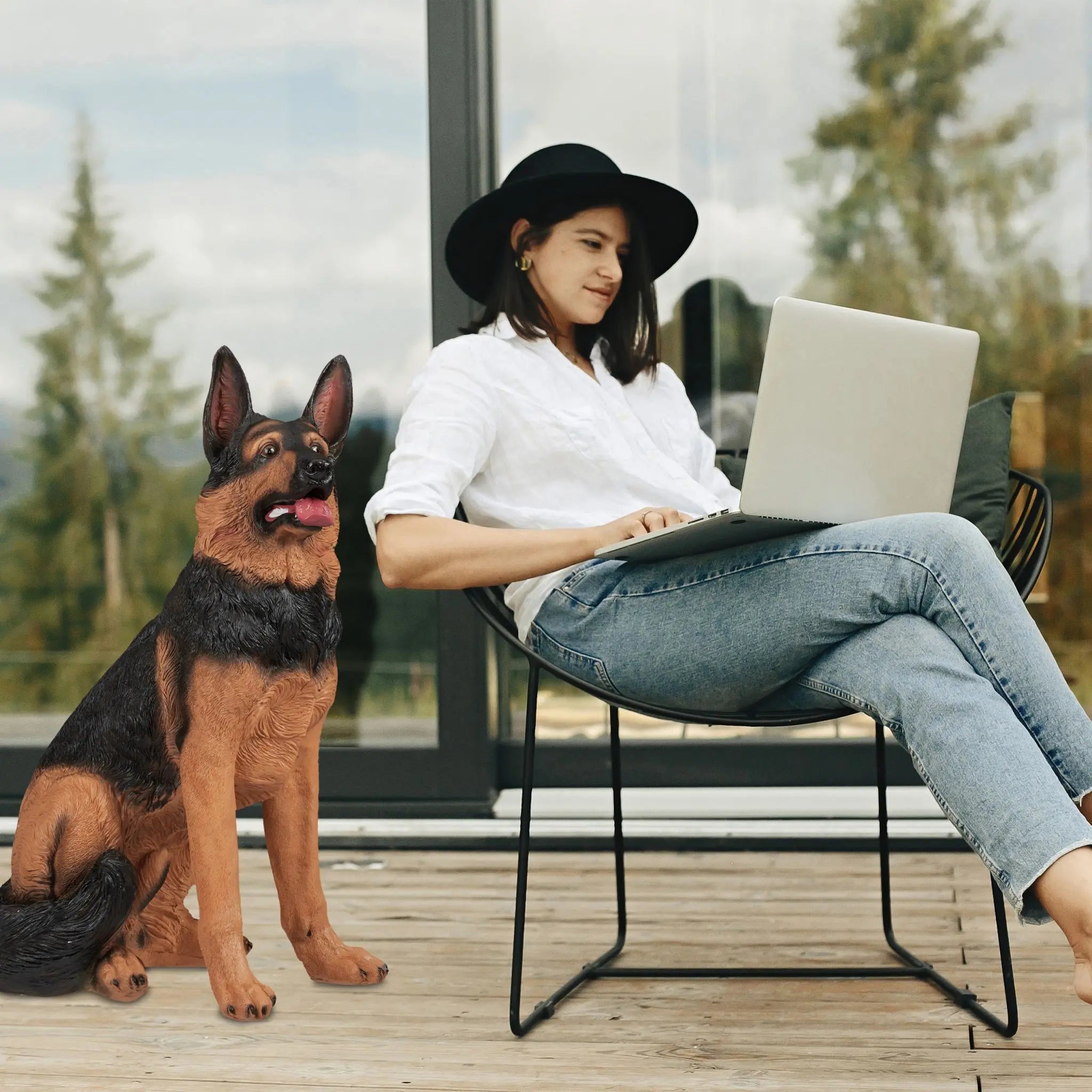 Lebensgrosse Schäferhund Figur Hellbraun-Rot-Schwarz von Relaxdays