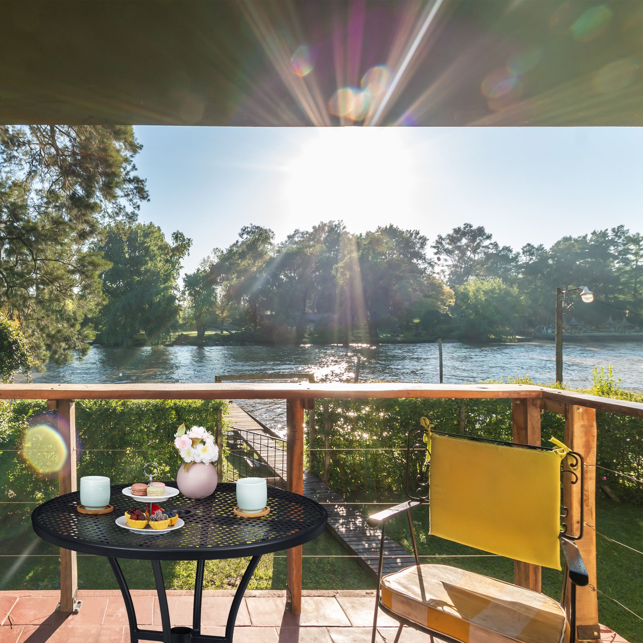 Gartentisch mit Schirmloch schwarz Schwarz von Relaxdays