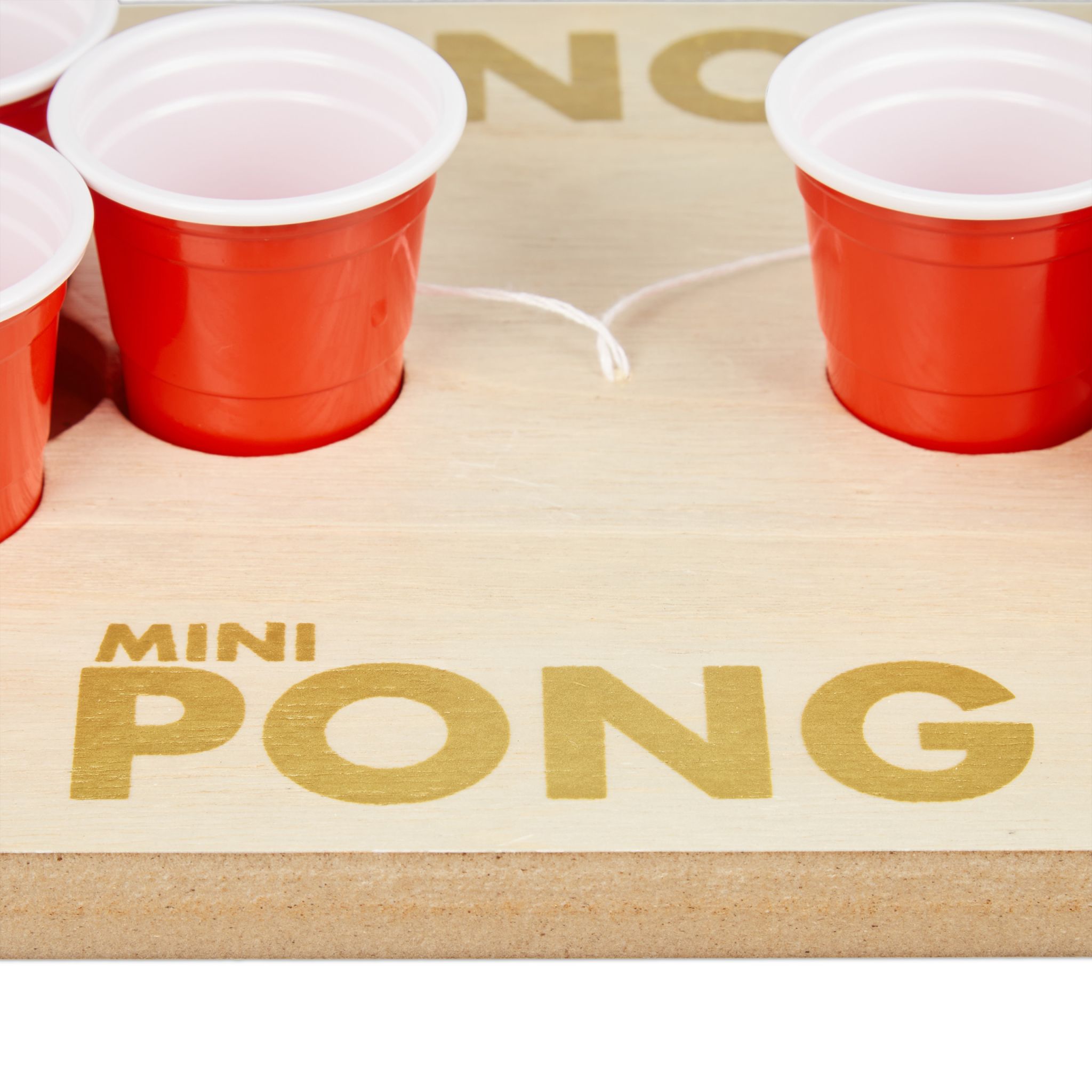 Mini Beer Pong mit Bechern Weiss-Hellbraun-Rot von Relaxdays