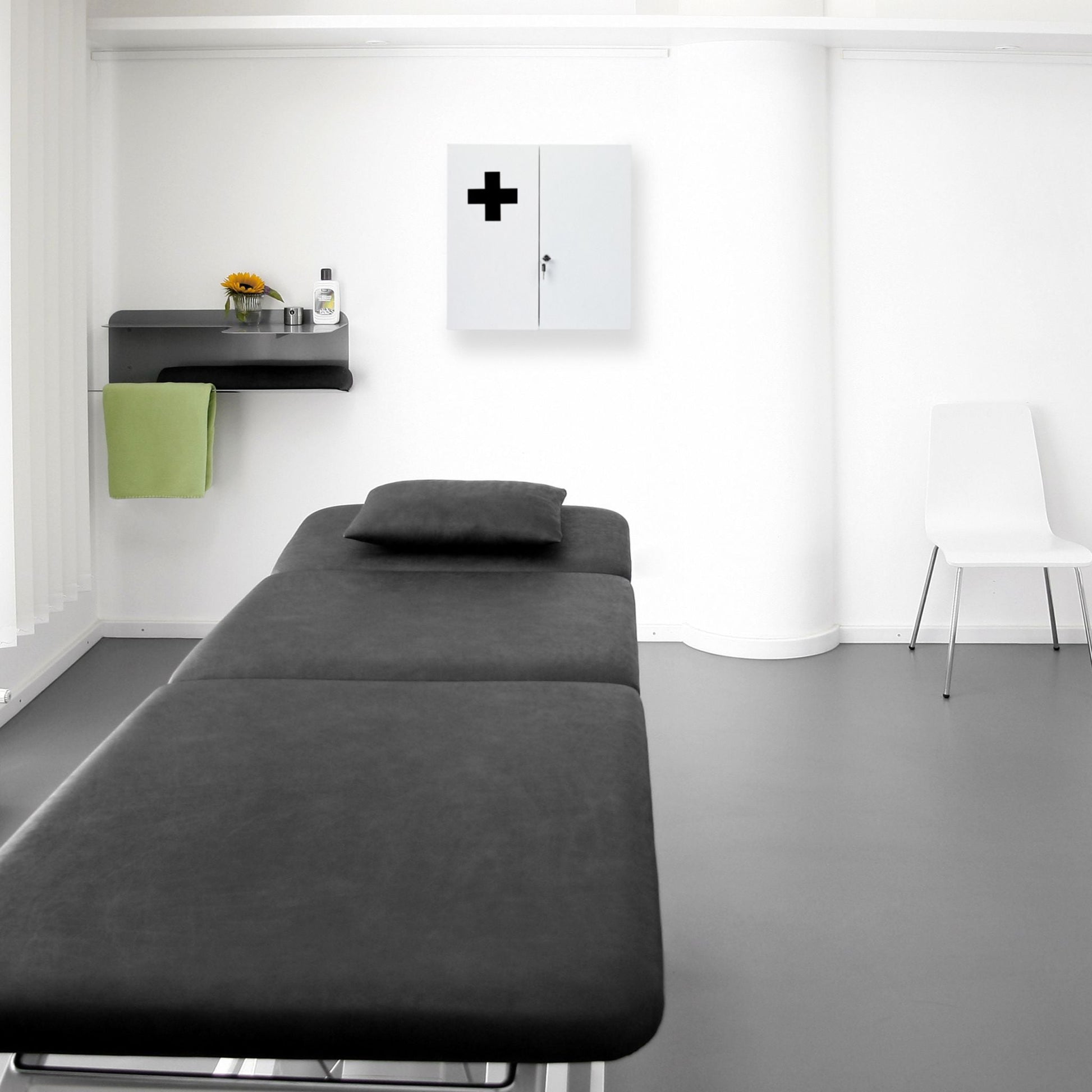 Medizinschrank XXL in Weiss Weiss-Schwarz von Relaxdays