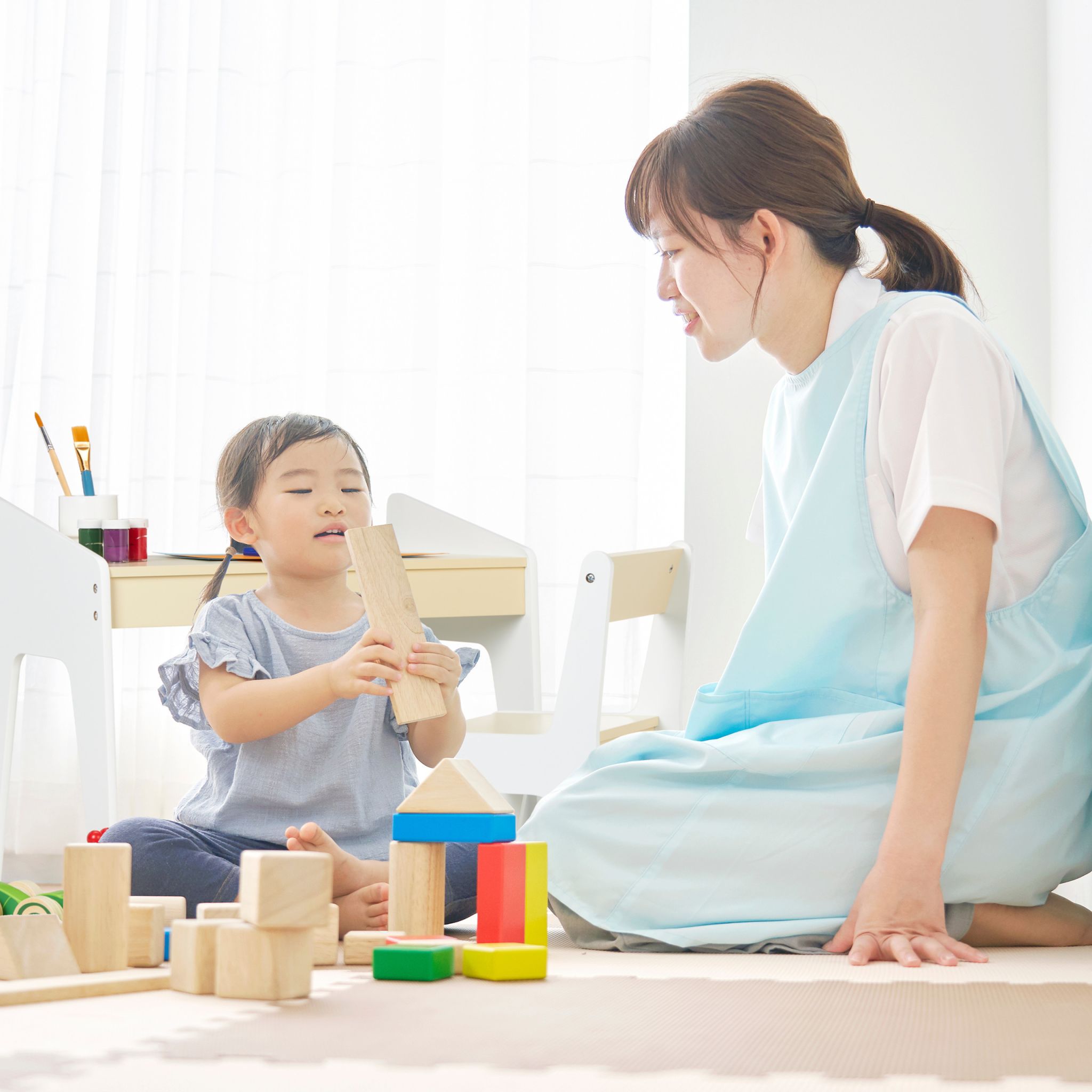 Kindersitzgruppe mit Stuhl Beige-Weiss von Relaxdays