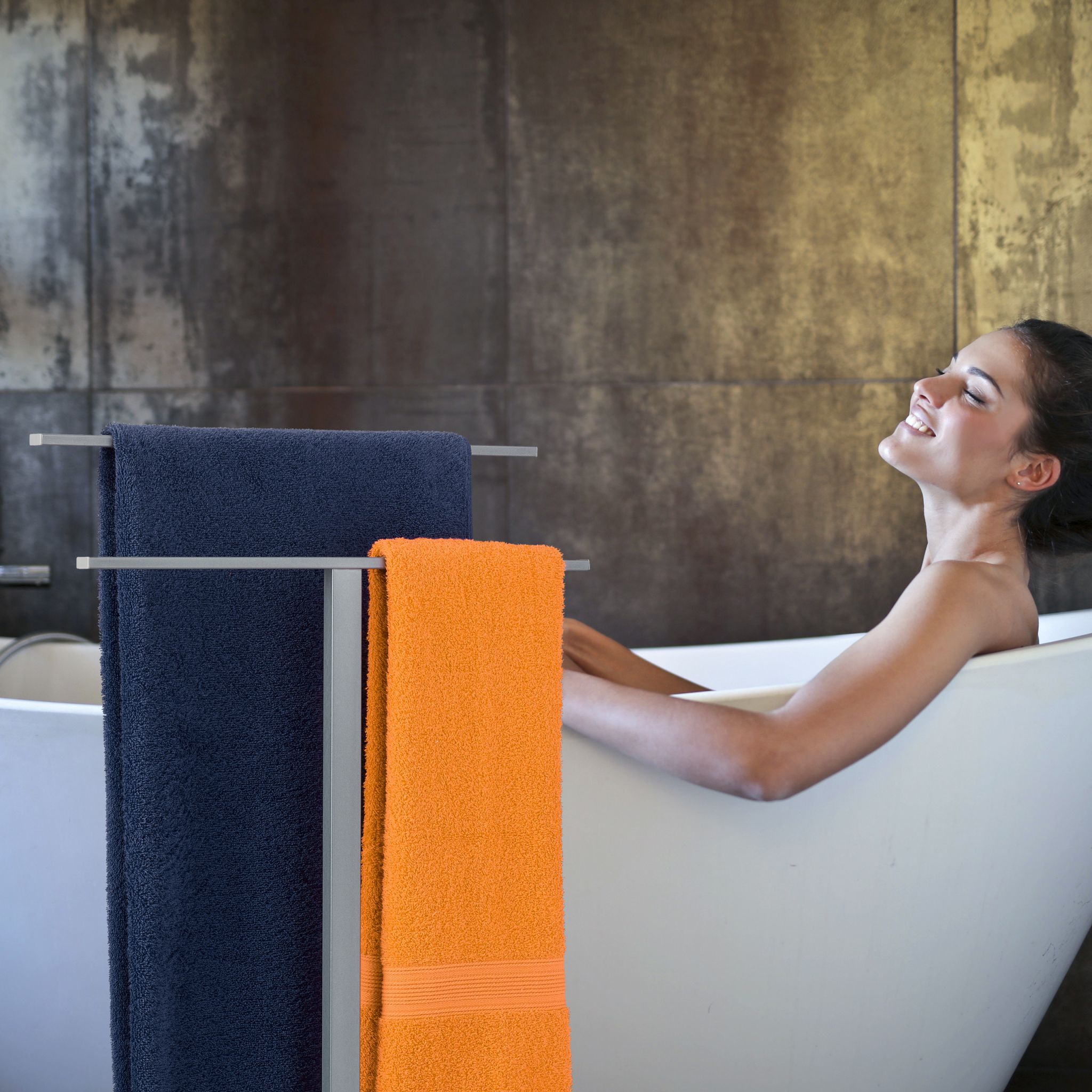 Handtuchständer T-Design Grau von Relaxdays