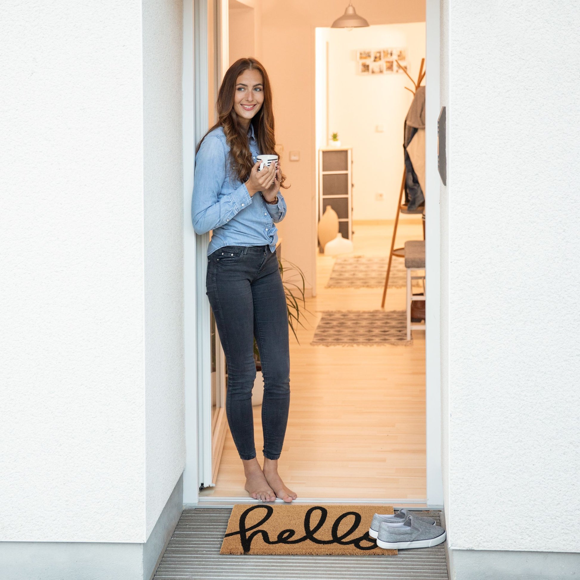 Kokos Fussmatte Hello Beige-Schwarz von Relaxdays