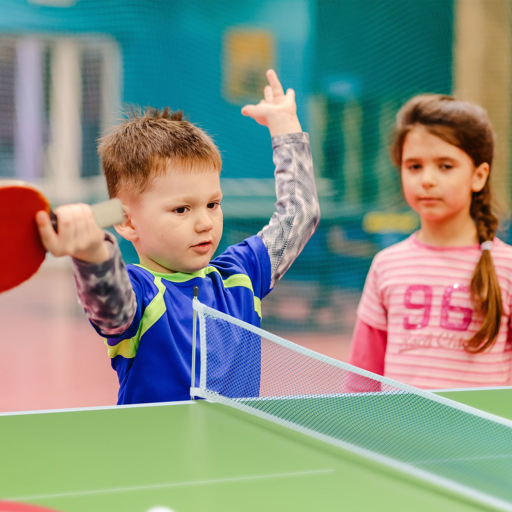 Tischtennisplatte mit Zubehör Weiss-Grün-Silber von Relaxdays