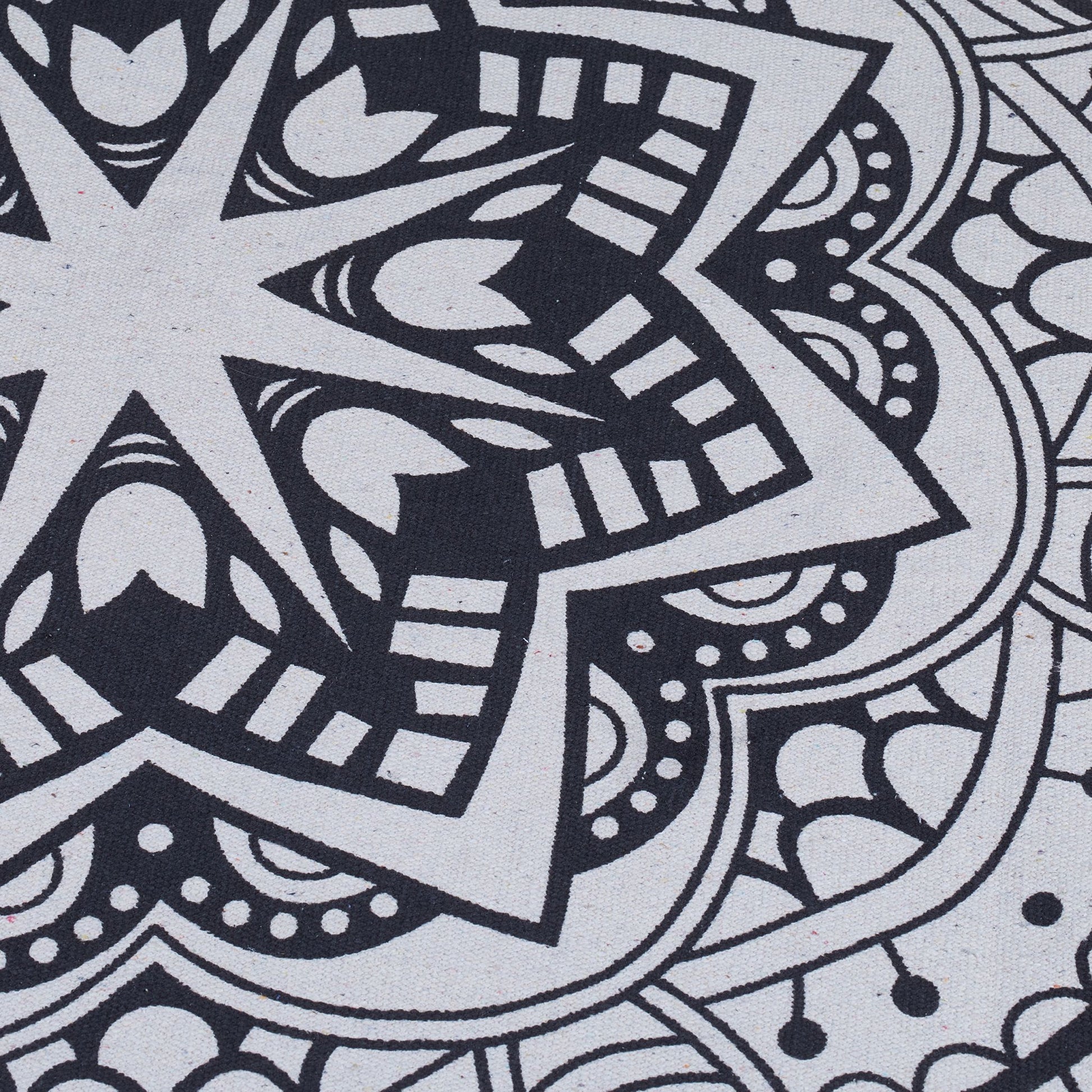 Runder Teppich Mandala-Design Creme-Schwarz von guteszeug.ch