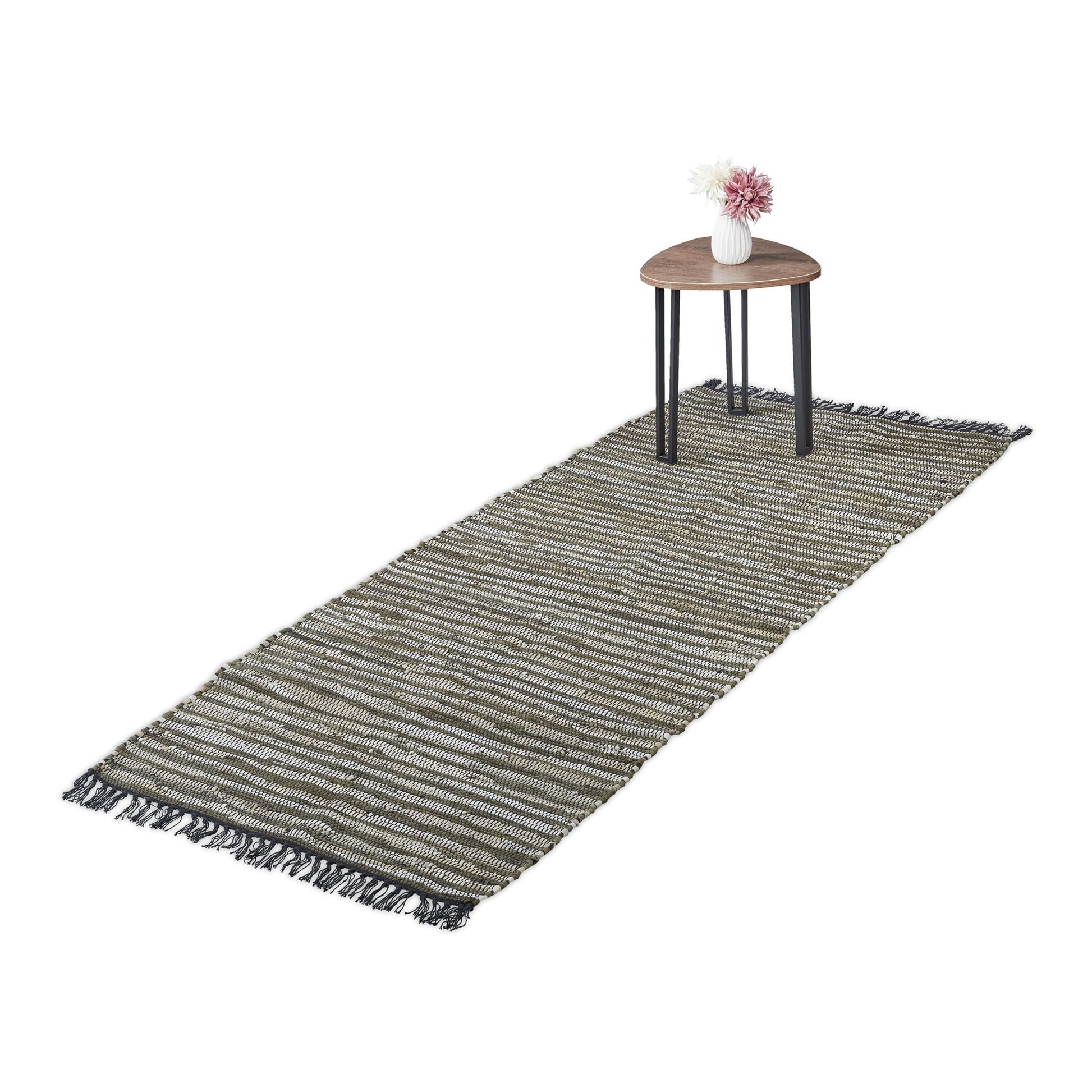 Flickenteppich Leder & Baumwolle Beige-Dunkelgrün-Schwarz von guteszeug.ch