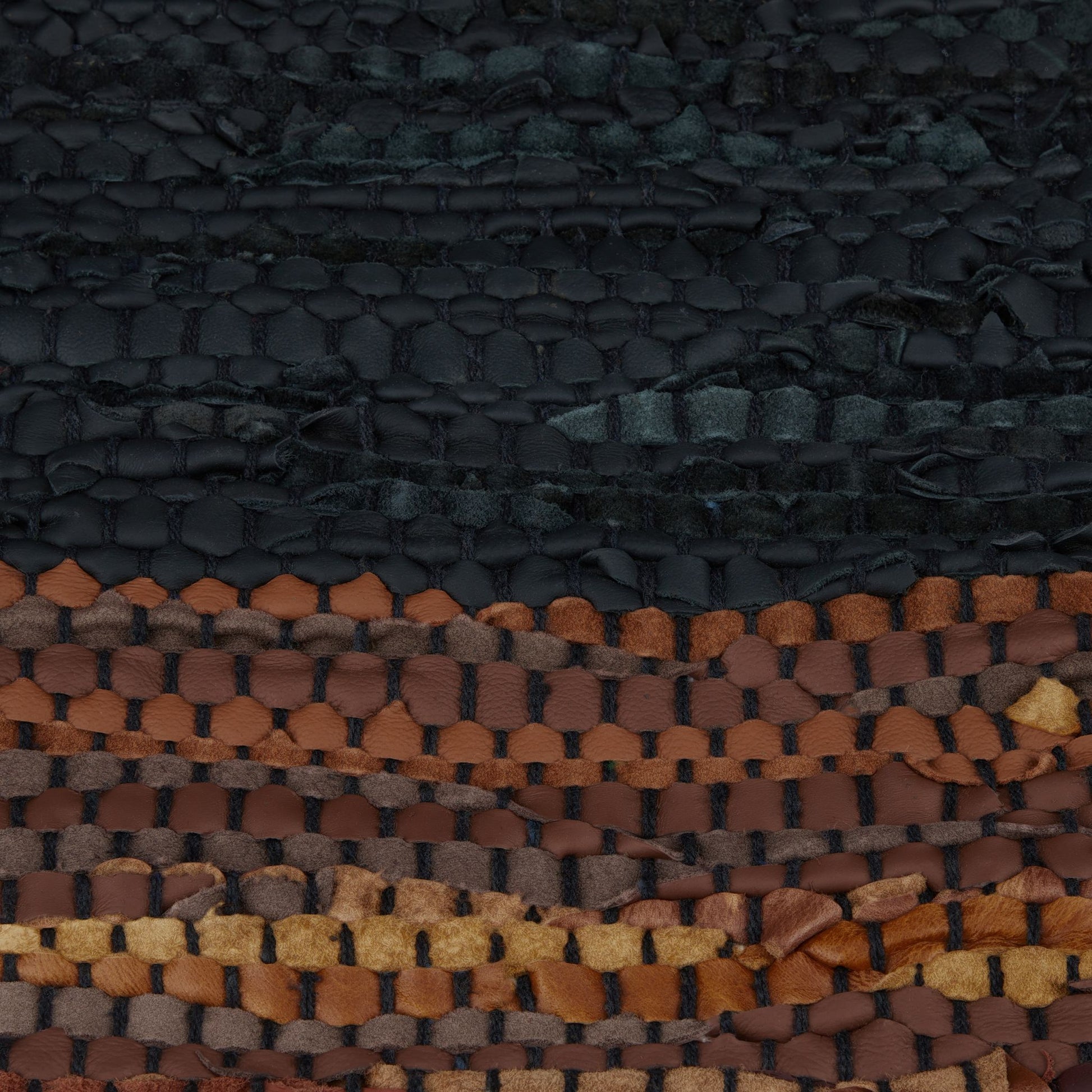 Flickenteppich 60 x 110cm Braun-Schwarz von guteszeug.ch
