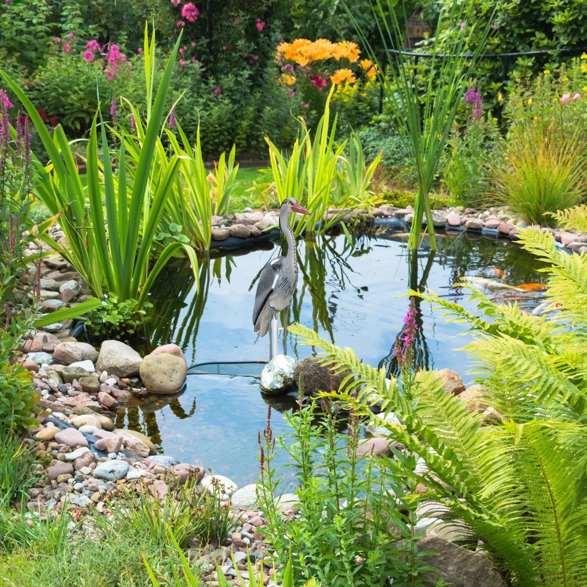 Reiher Gartenfigur 2er-Set Rot-Schwarz-Grau von Relaxdays