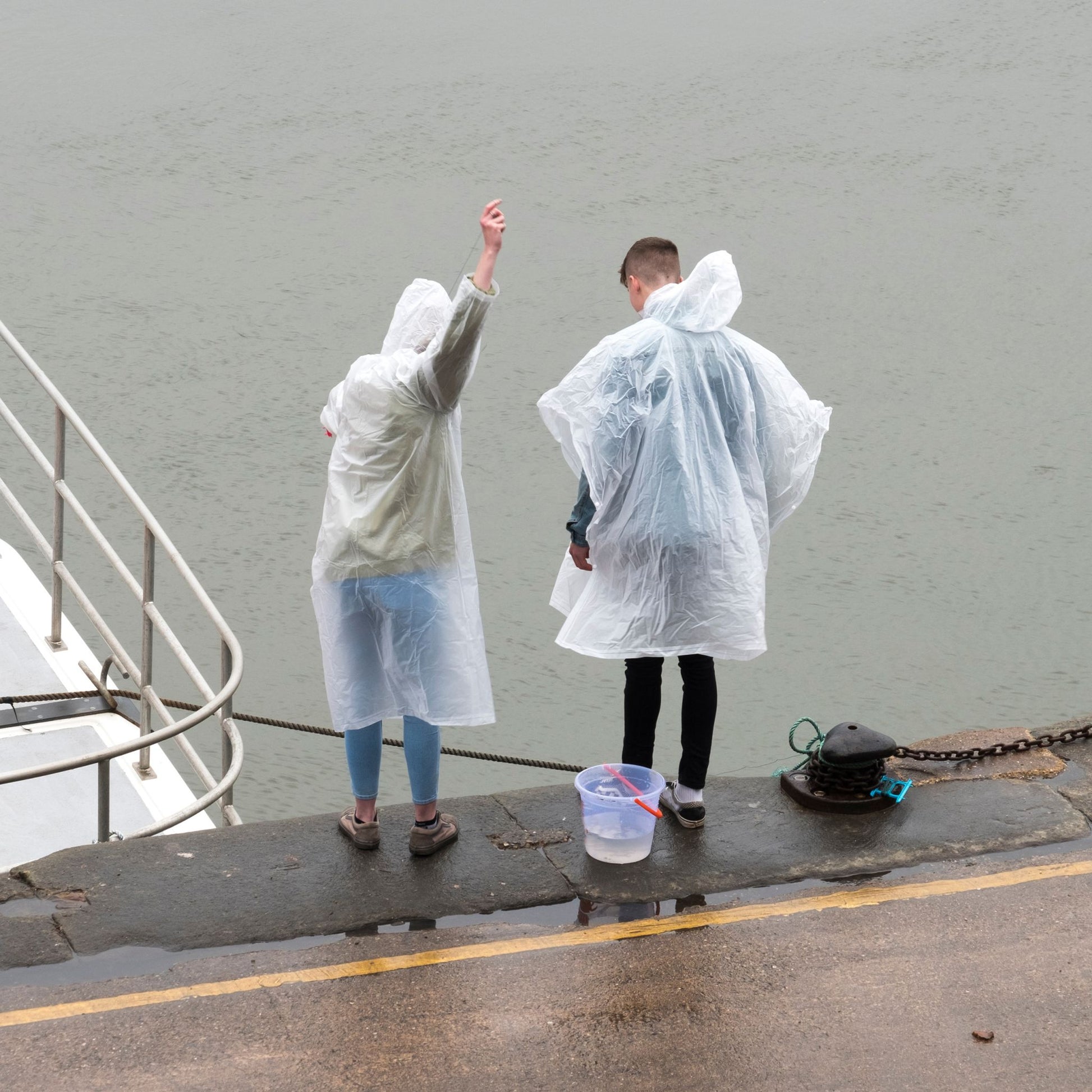 Einweg Regenponcho 20er-Set Transparent von Relaxdays