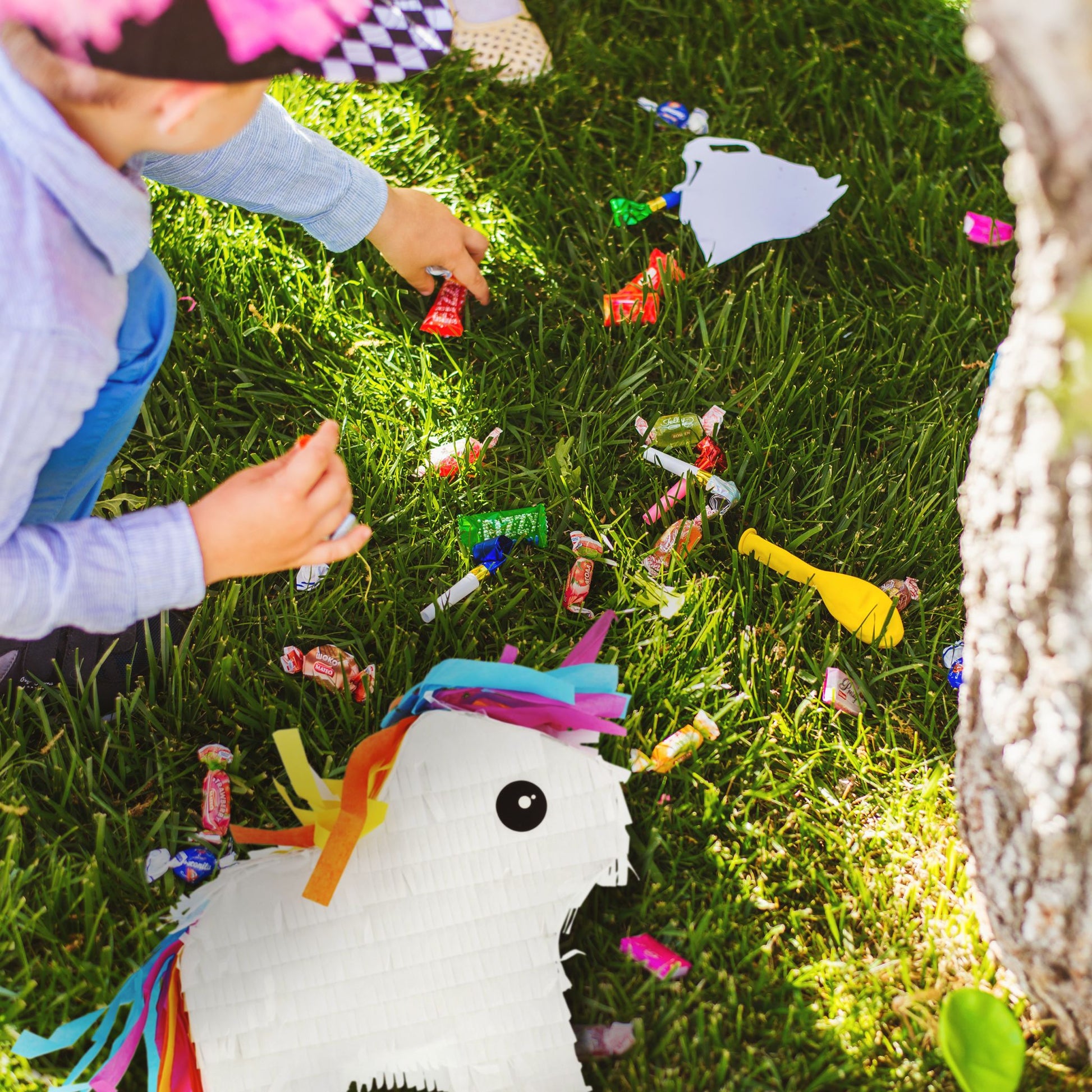 Mini-Pinata Einhorn Weiss-Blau-Pink von Relaxdays