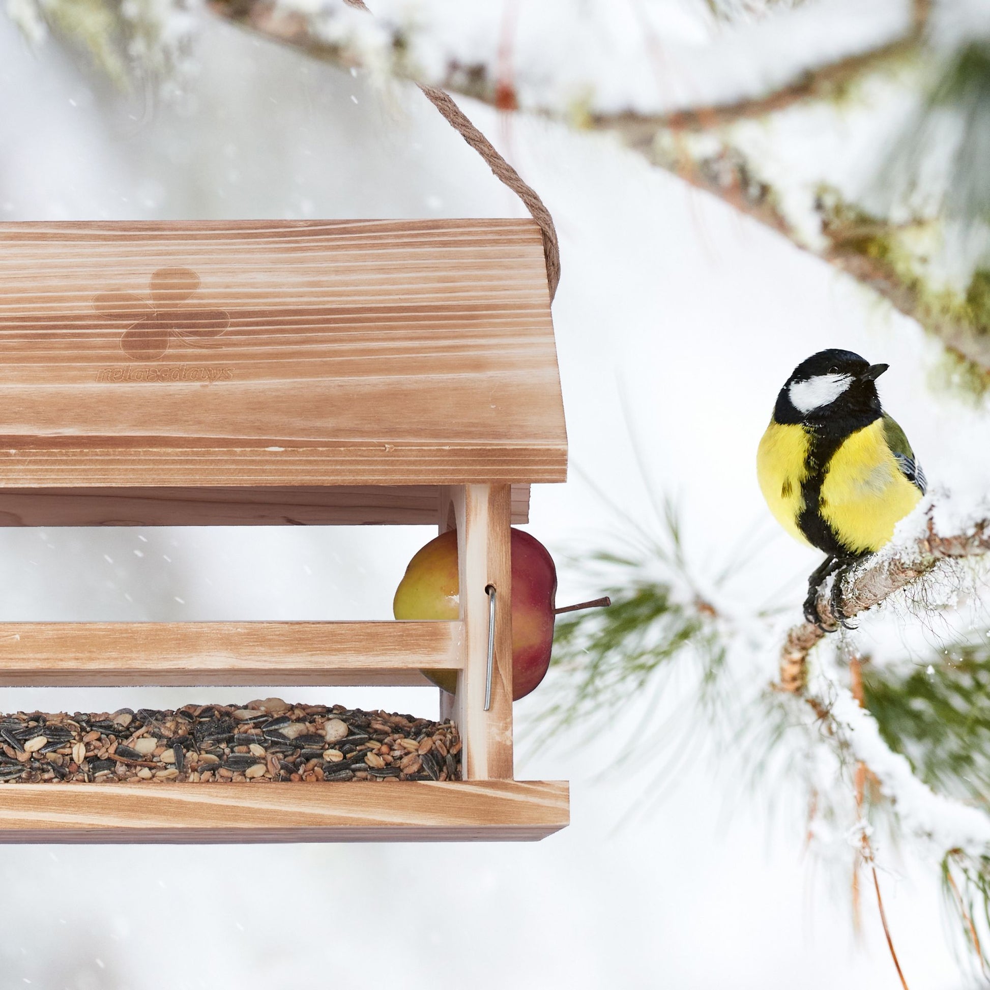 Wetterfestes Vogelfutterhaus Hellbraun von Relaxdays