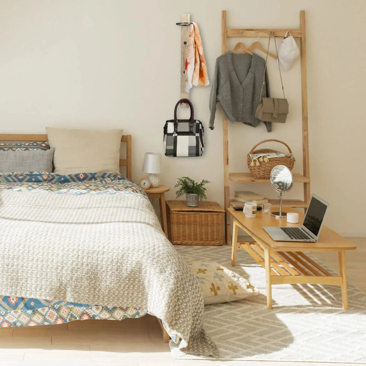 Garderobenleiste mit Schalring Hellbraun-Schwarz von Relaxdays