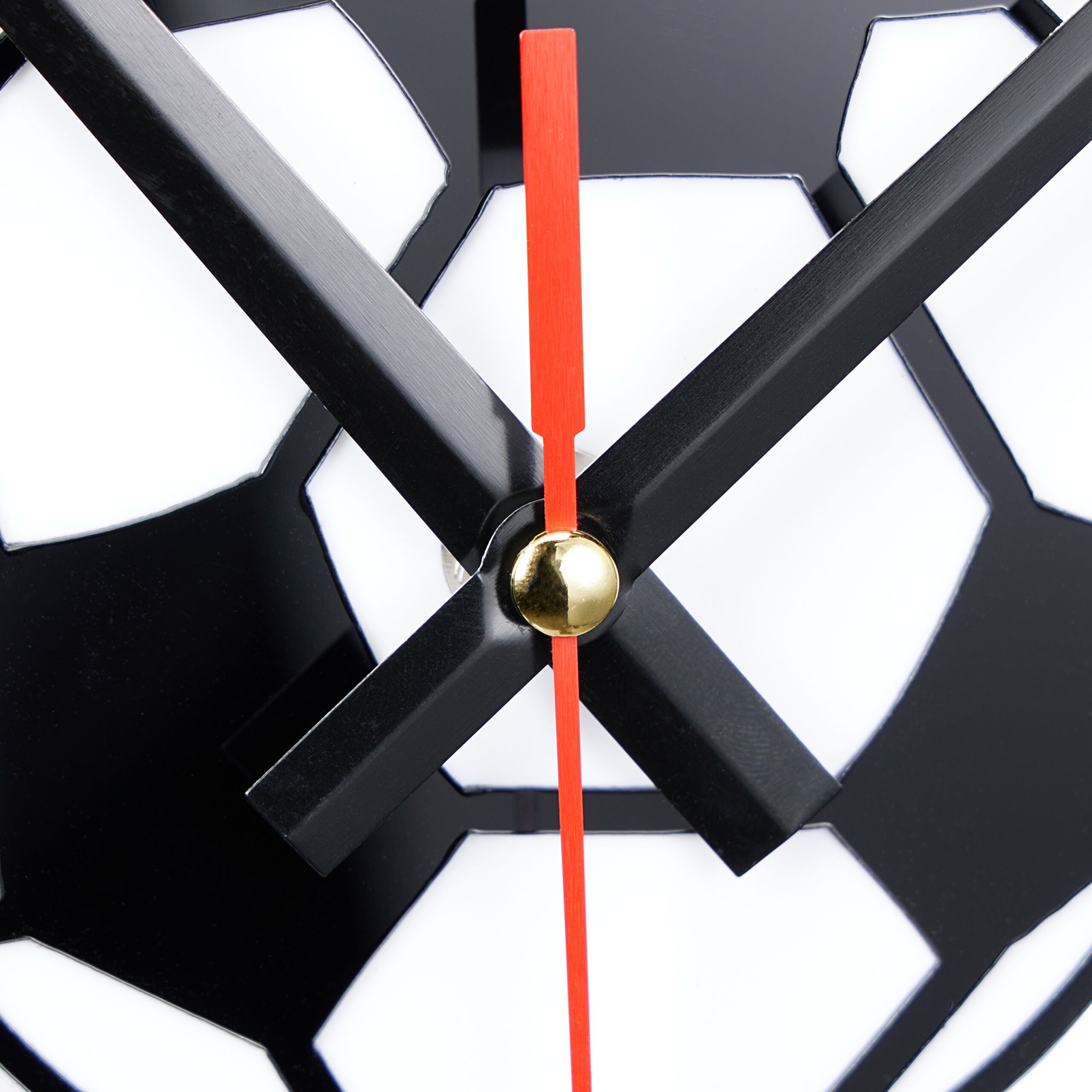 DIY Wanduhr Fussball Weiss-Schwarz von Relaxdays