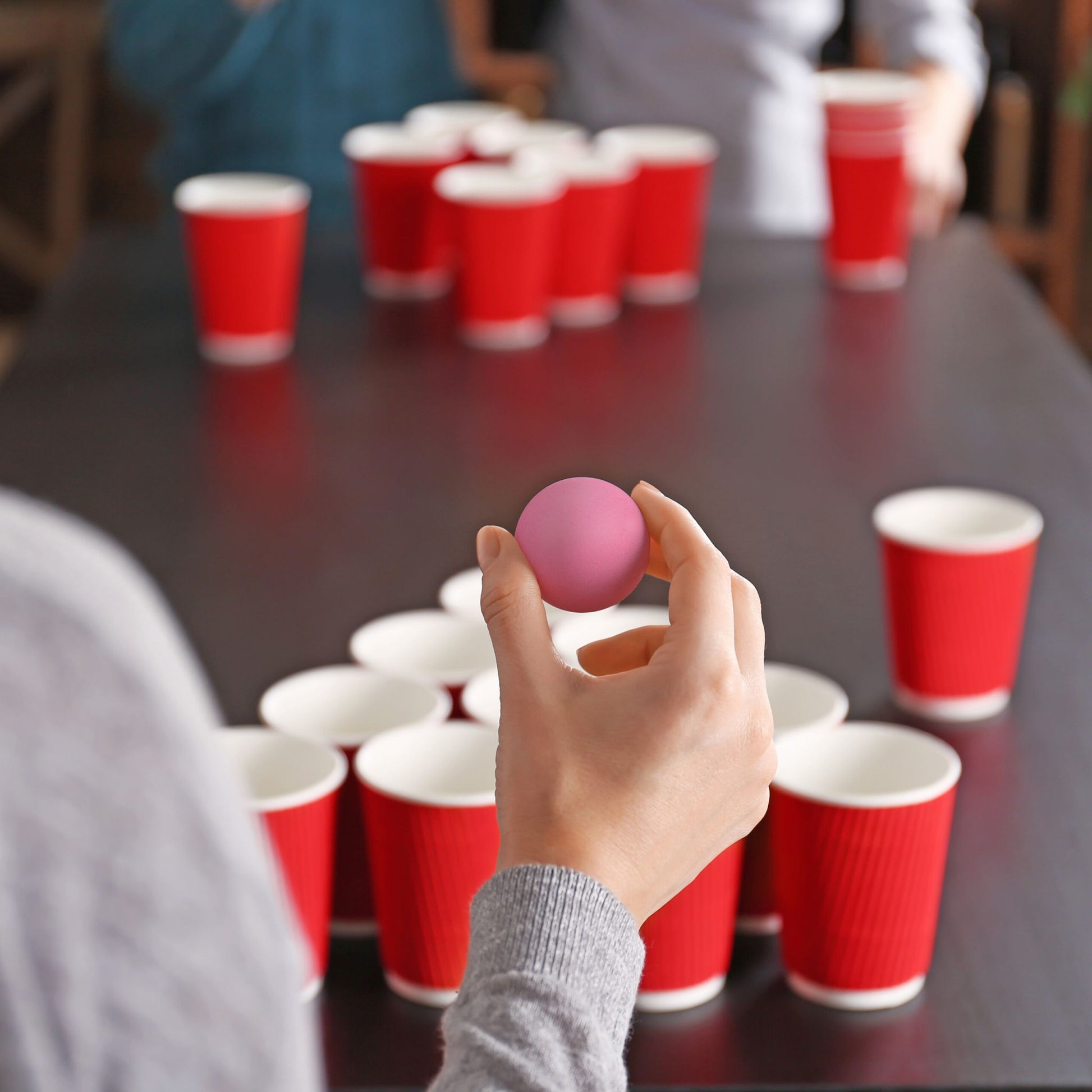 Beer Pong Bälle 100er-Set Blau-Grün-Lila von Relaxdays