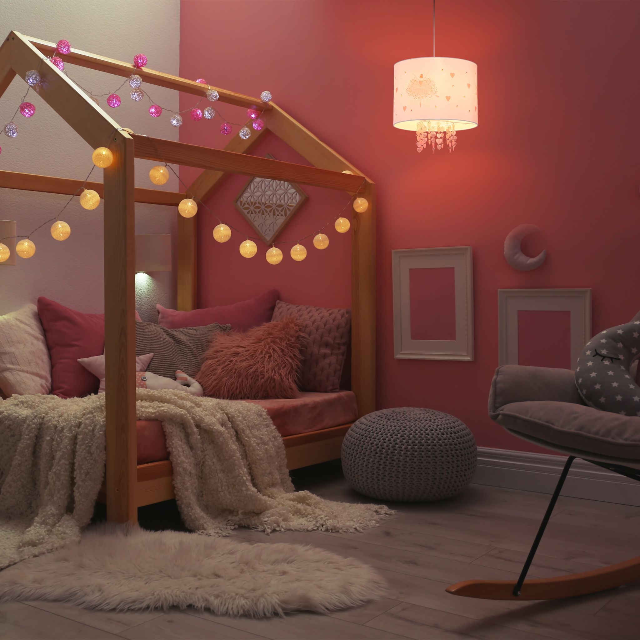 Hängelampe Kinderzimmer Ballerina Weiss-Gelb-Rosa von Relaxdays