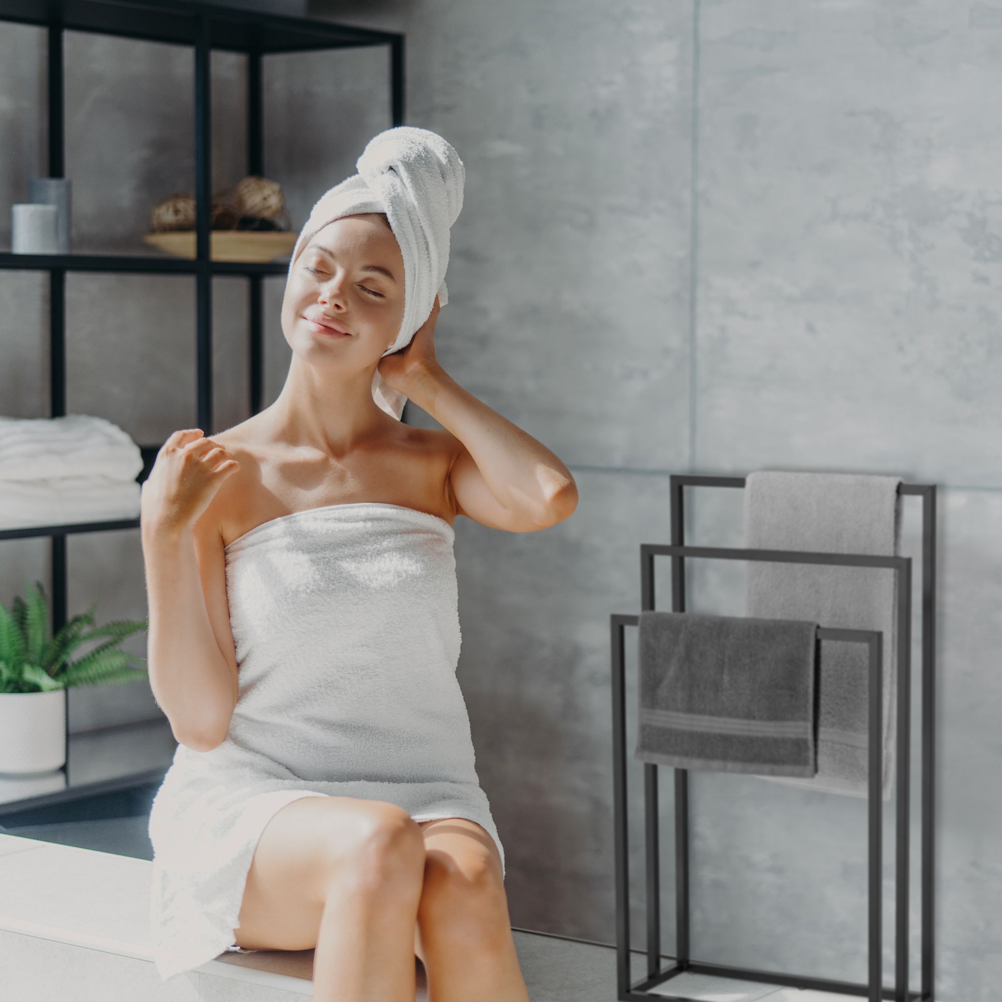 Handtuchständer 3 Stangen Schwarz von Relaxdays