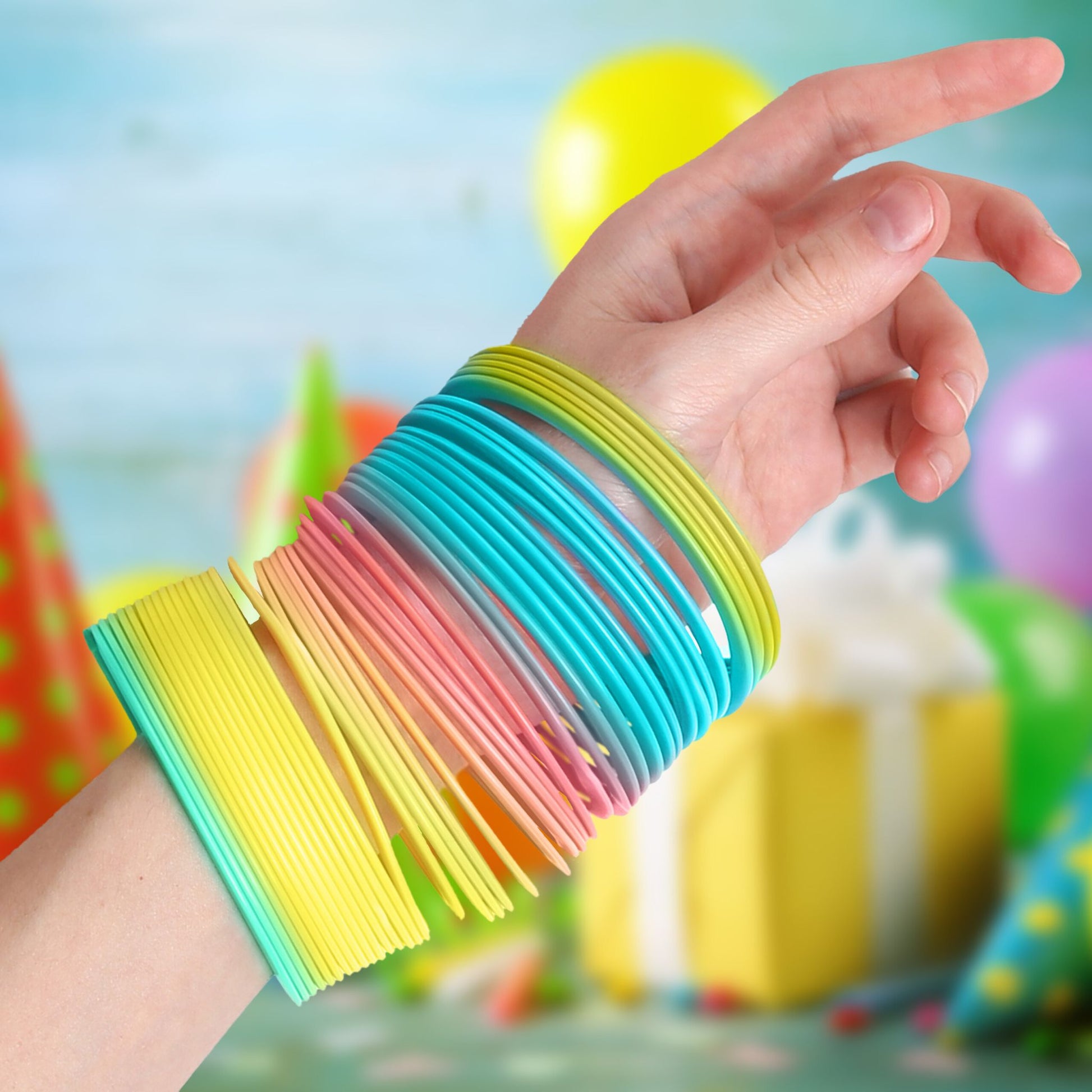Regenbogenspirale 4er-Set Gelb-Rosa-Türkis von Relaxdays