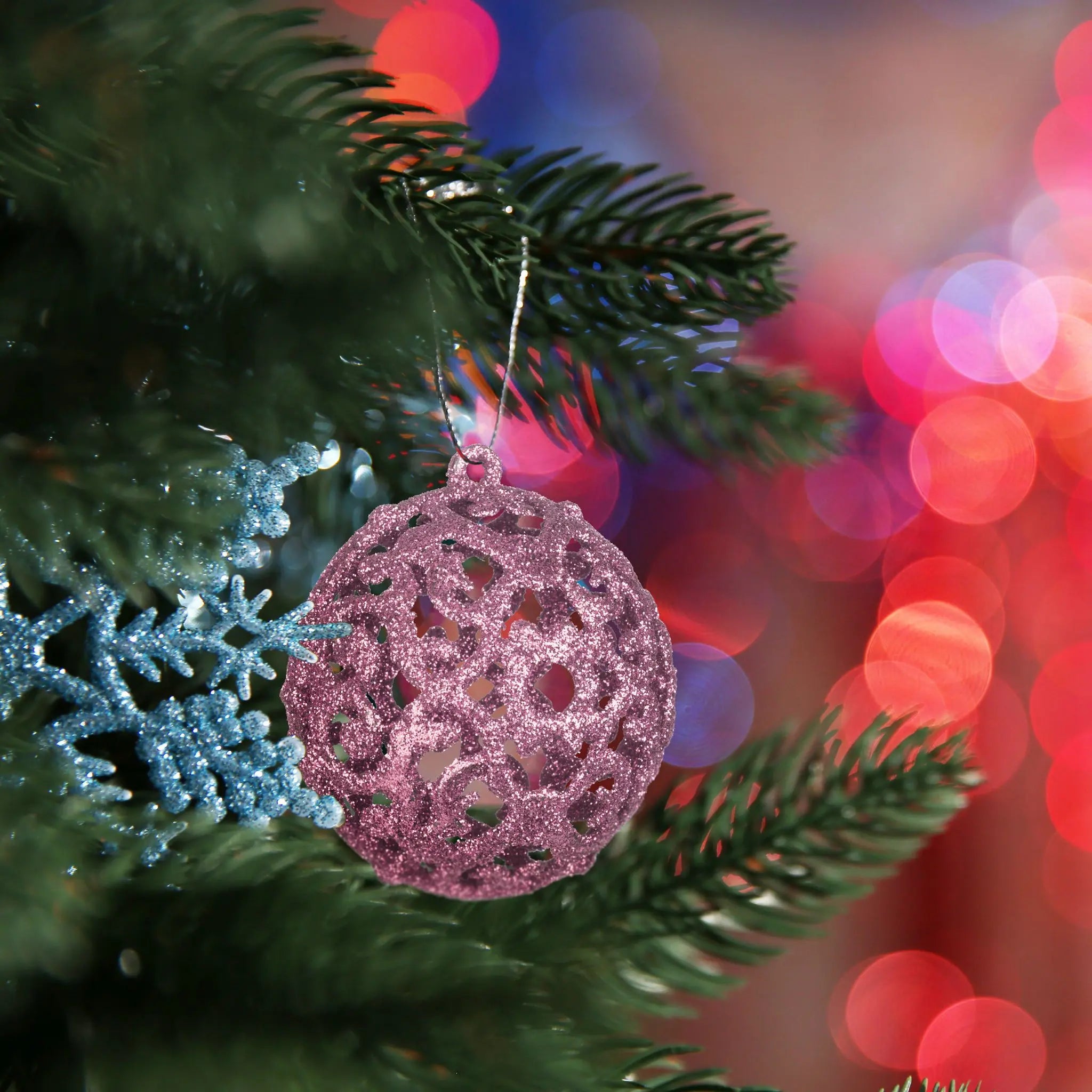 Weihnachtskugeln im 50er-Set Rosa-Silber von guteszeug.ch