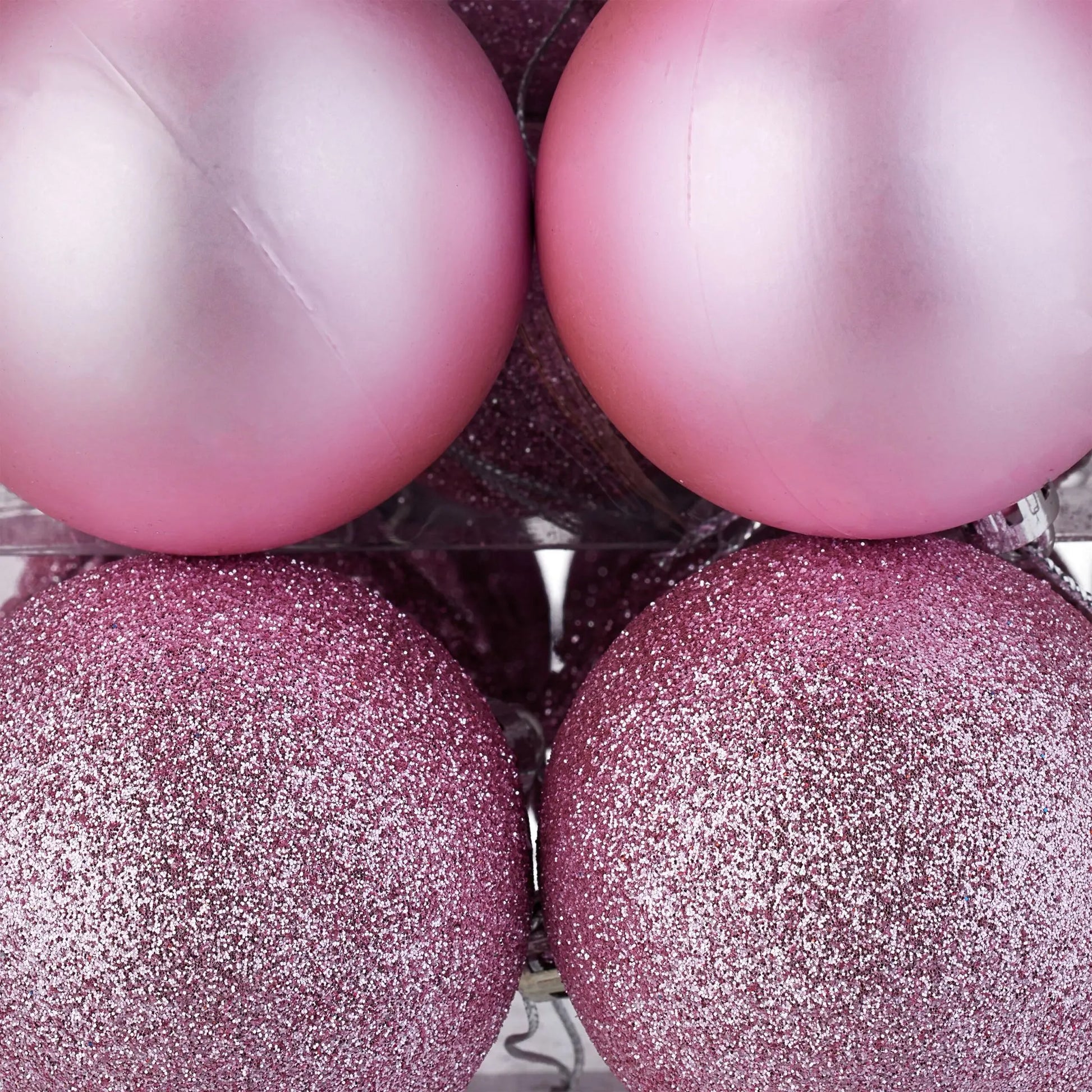 Weihnachtskugeln im 50er-Set Rosa-Silber von guteszeug.ch