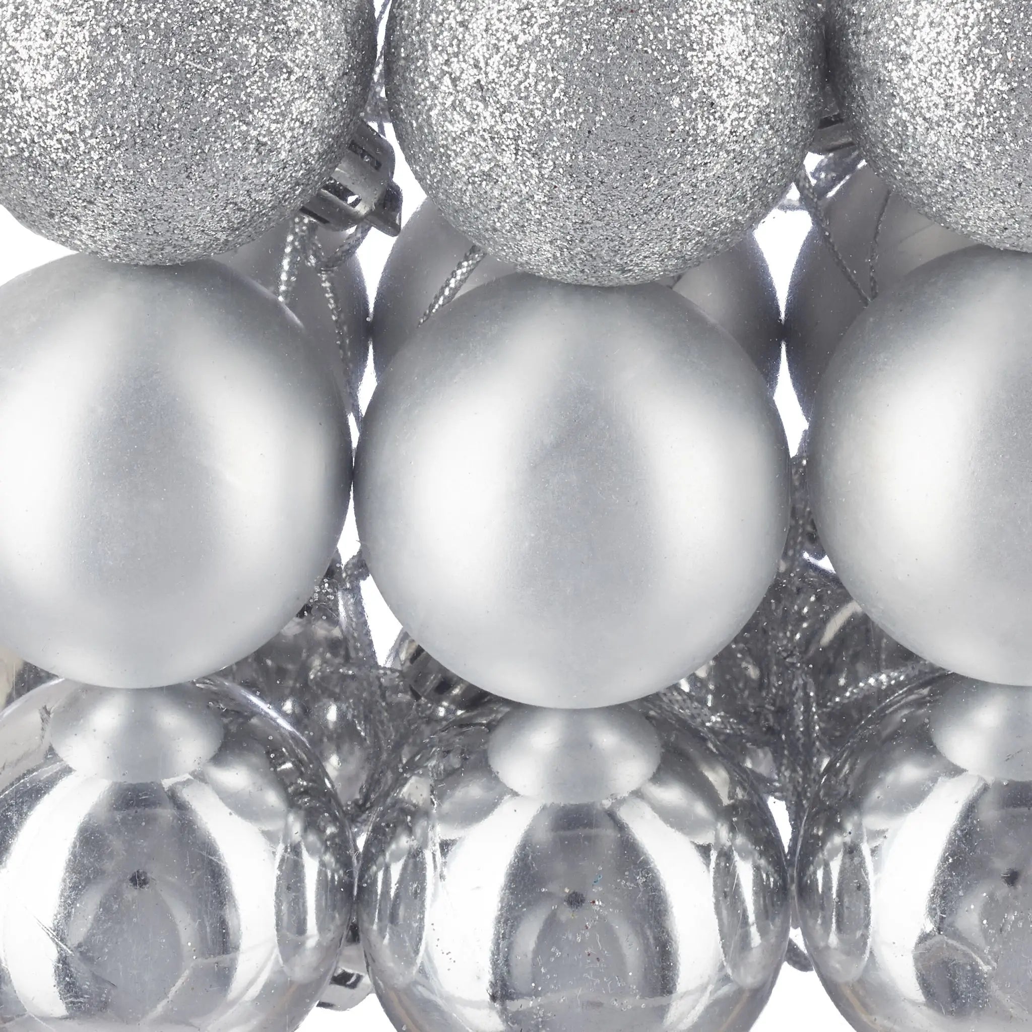Weihnachtskugeln im 50er-Set Silber von Relaxdays
