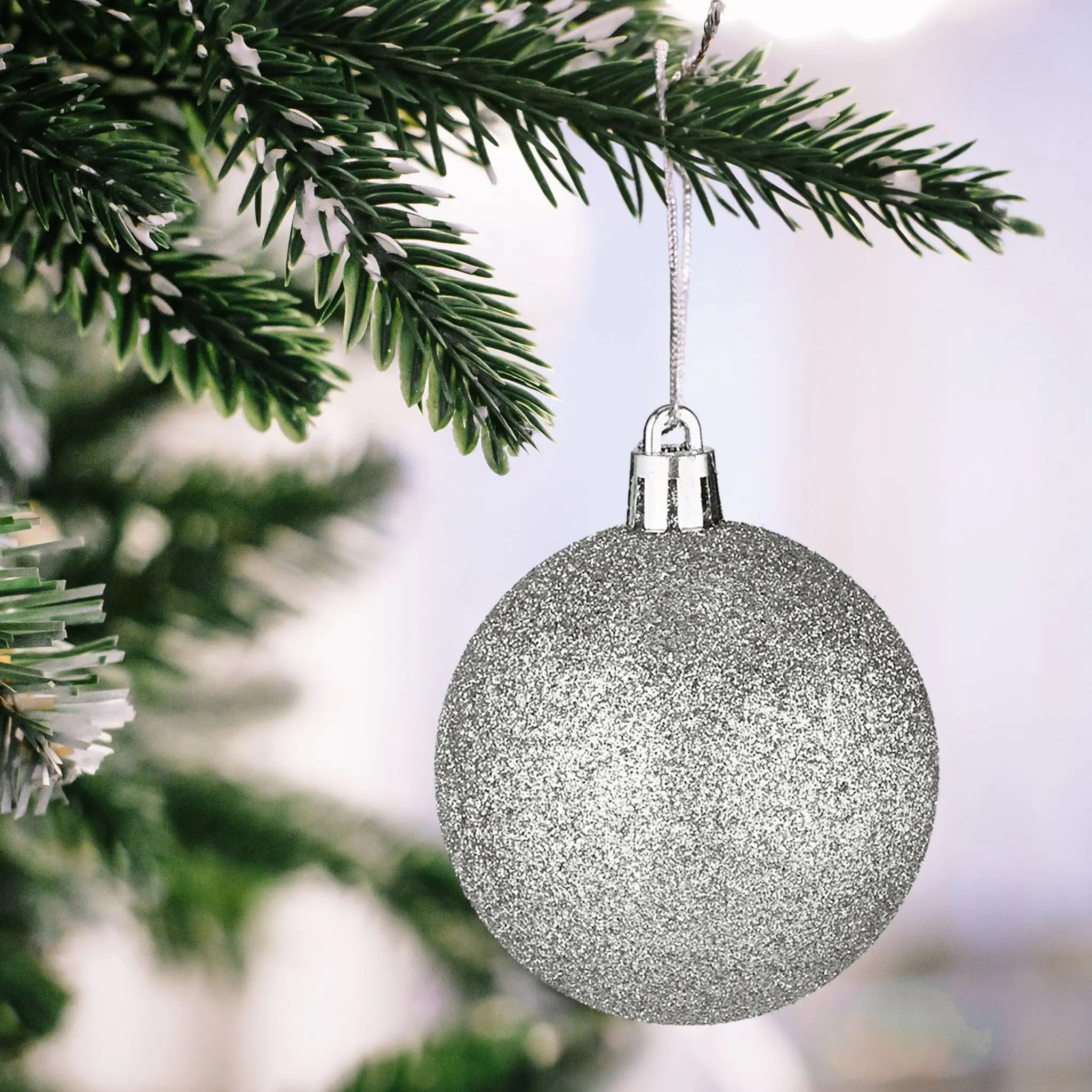 Weihnachtskugeln im 101er-Set Silber-Weiss von Relaxdays