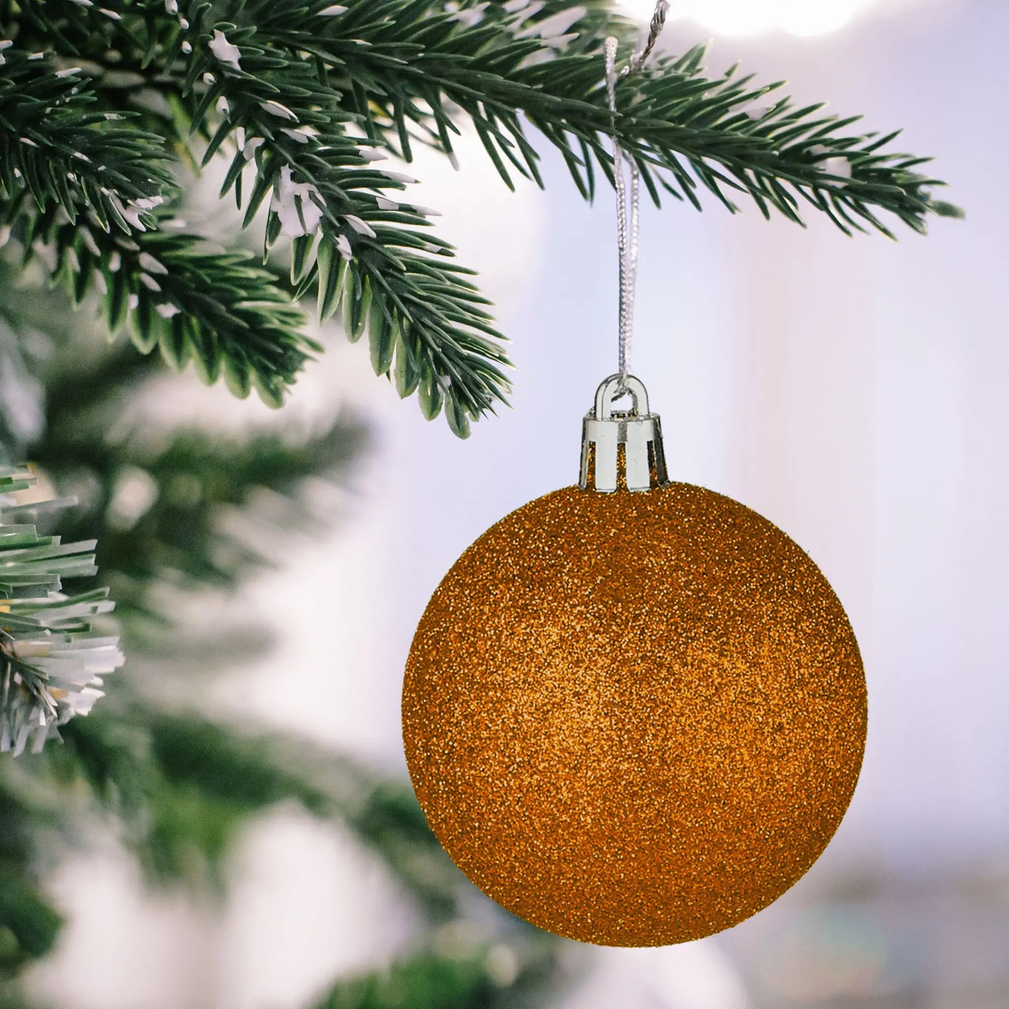 Weihnachtskugeln im 101er-Set Orange-Weiss-Silber von Relaxdays