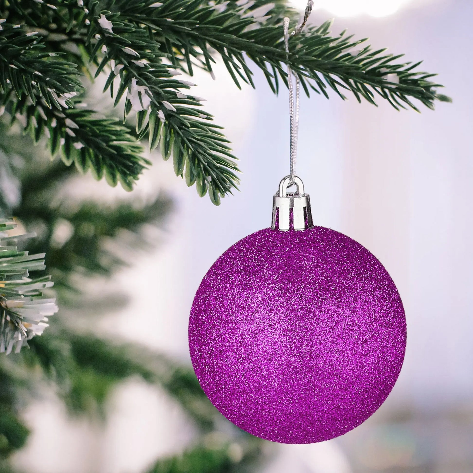 Weihnachtskugeln im 100er-Set Pink-Weiss-Silber von Relaxdays