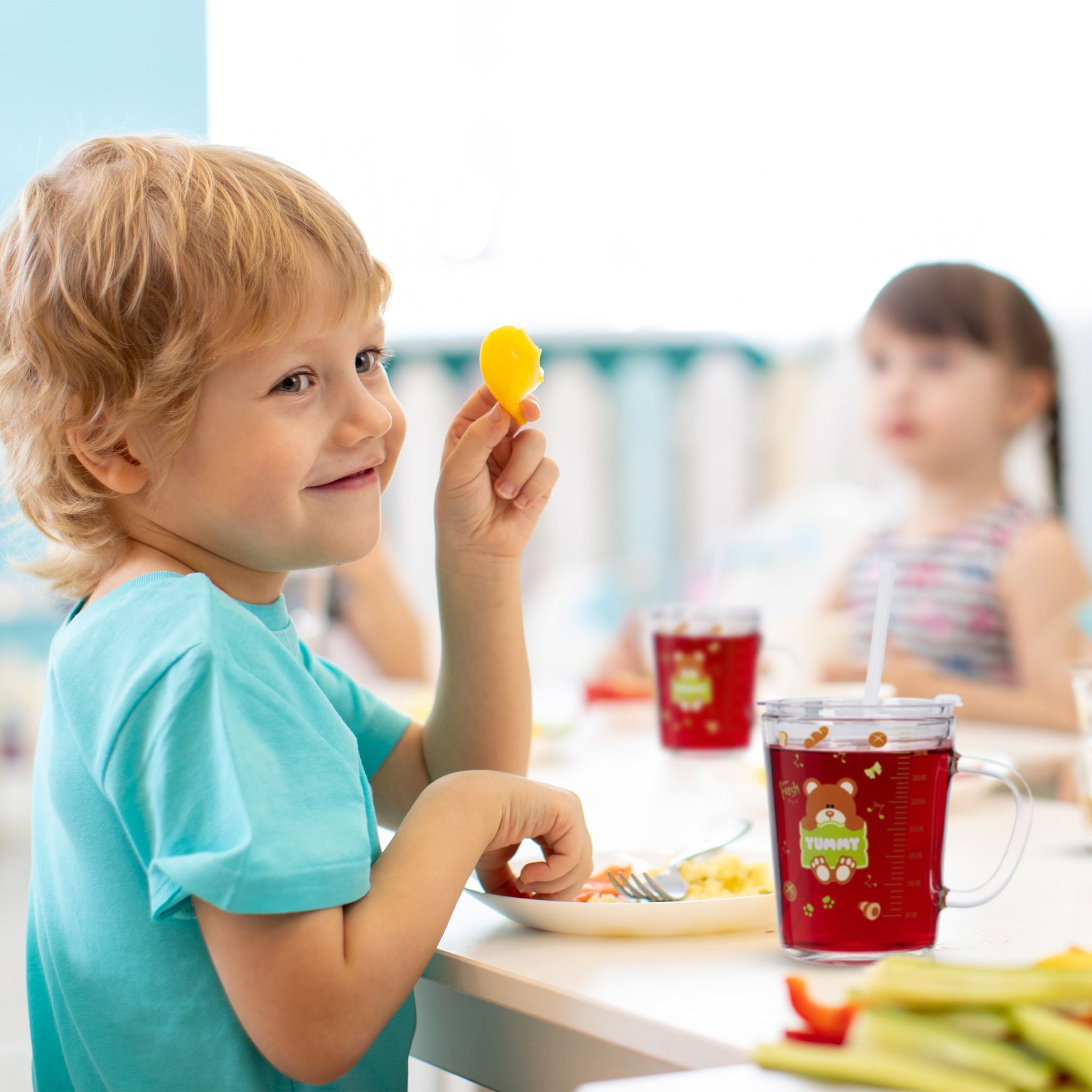 Kindergläser mit Bärenmotiv 2er-Set Braun-Grün-Transparent von Relaxdays