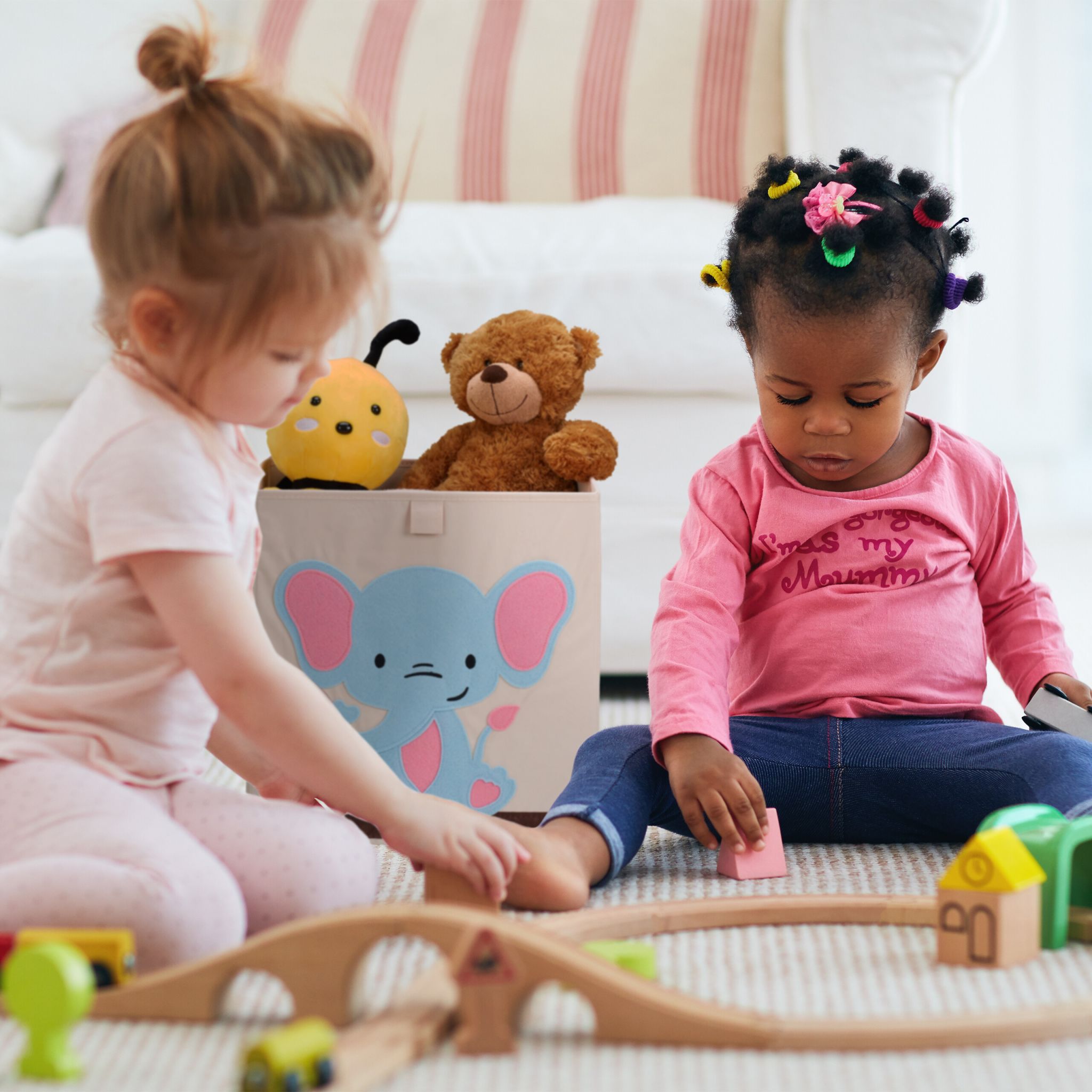 Aufbewahrungsbox mit Elefantenmotiv Creme-Hellblau-Pink von Relaxdays