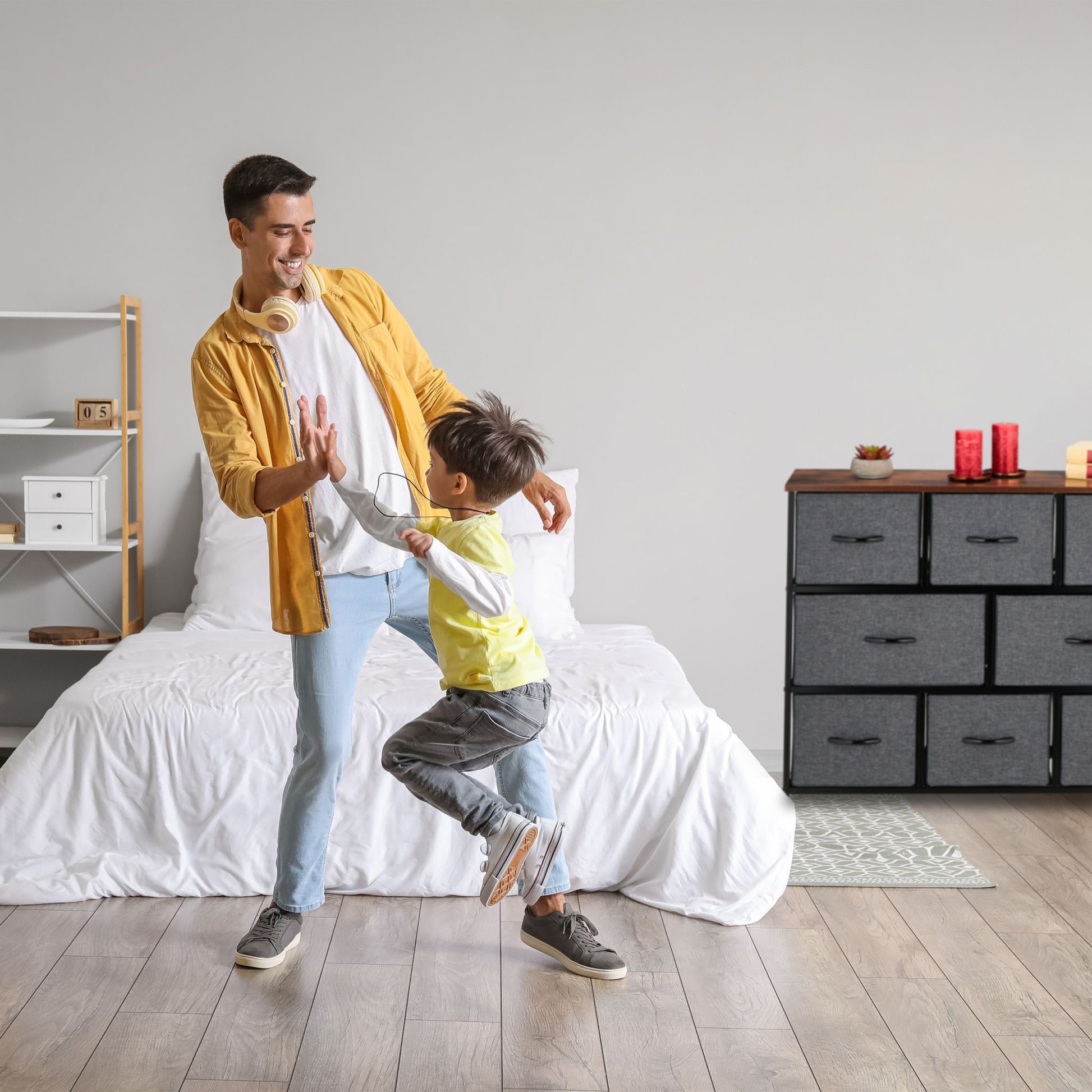 Kommode mit 8 Schubladen Braun-Schwarz-Grau von Relaxdays