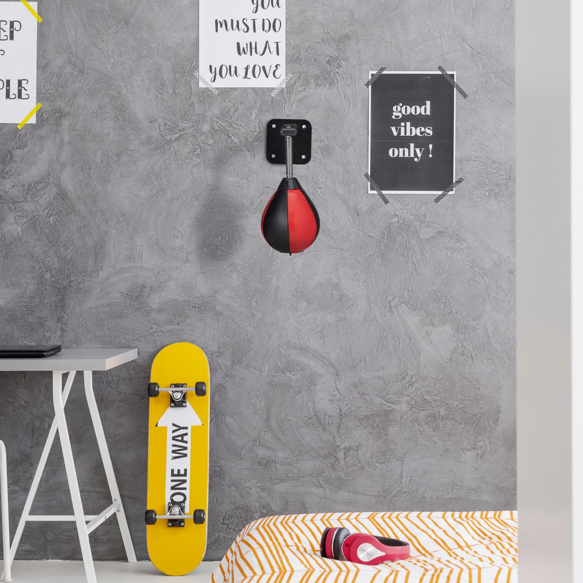 Punchingball für die Wand Rot-Schwarz-Silber von Relaxdays