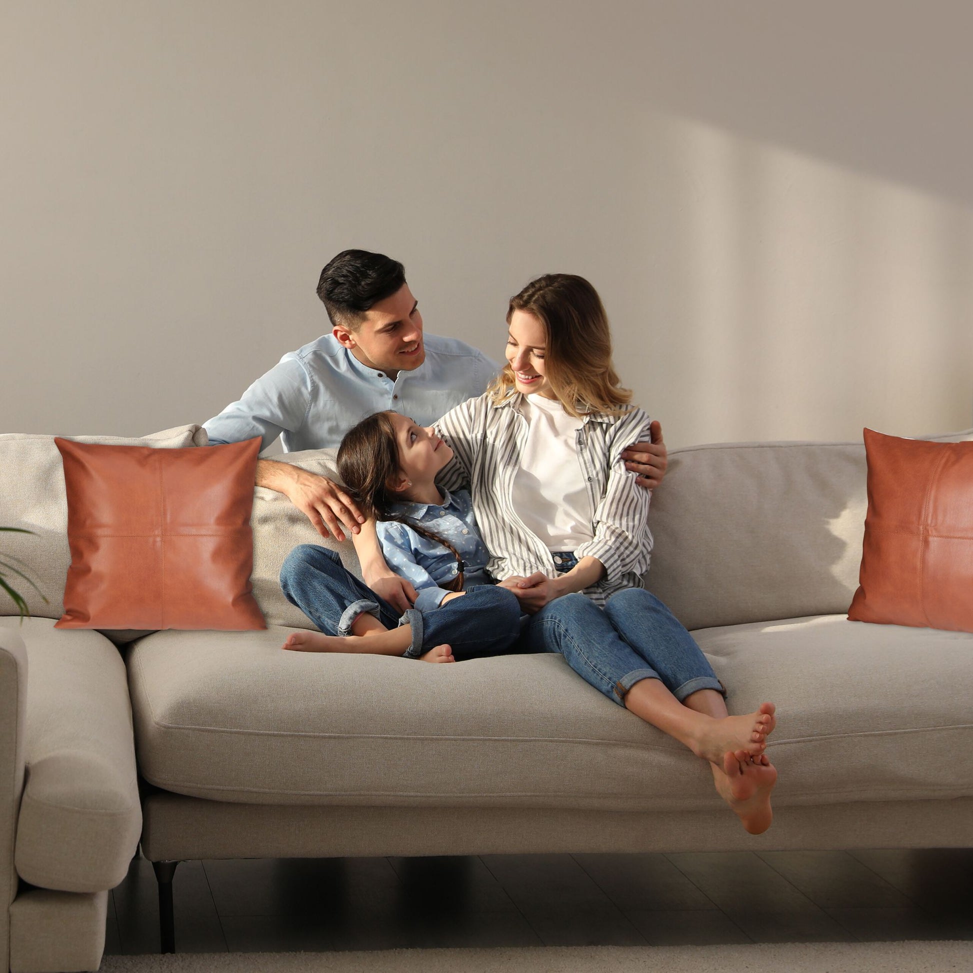 Kissenbezug in Lederoptik 2er-Set Weiss-Braun von Relaxdays