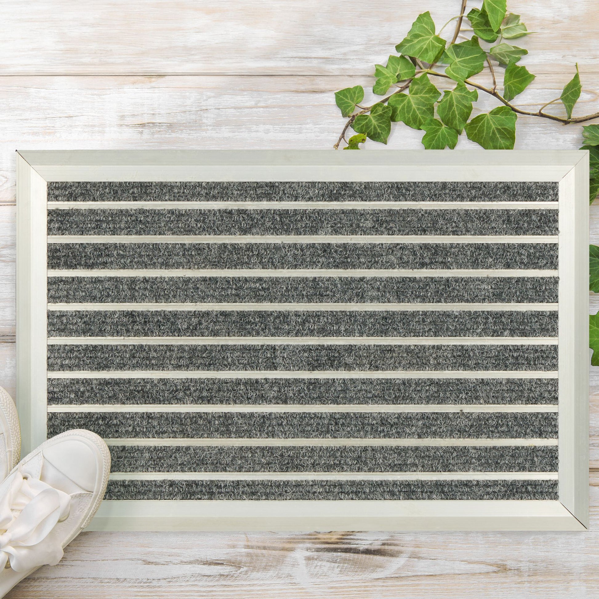 Fussmatte Aluminium Silber-Grau von Relaxdays